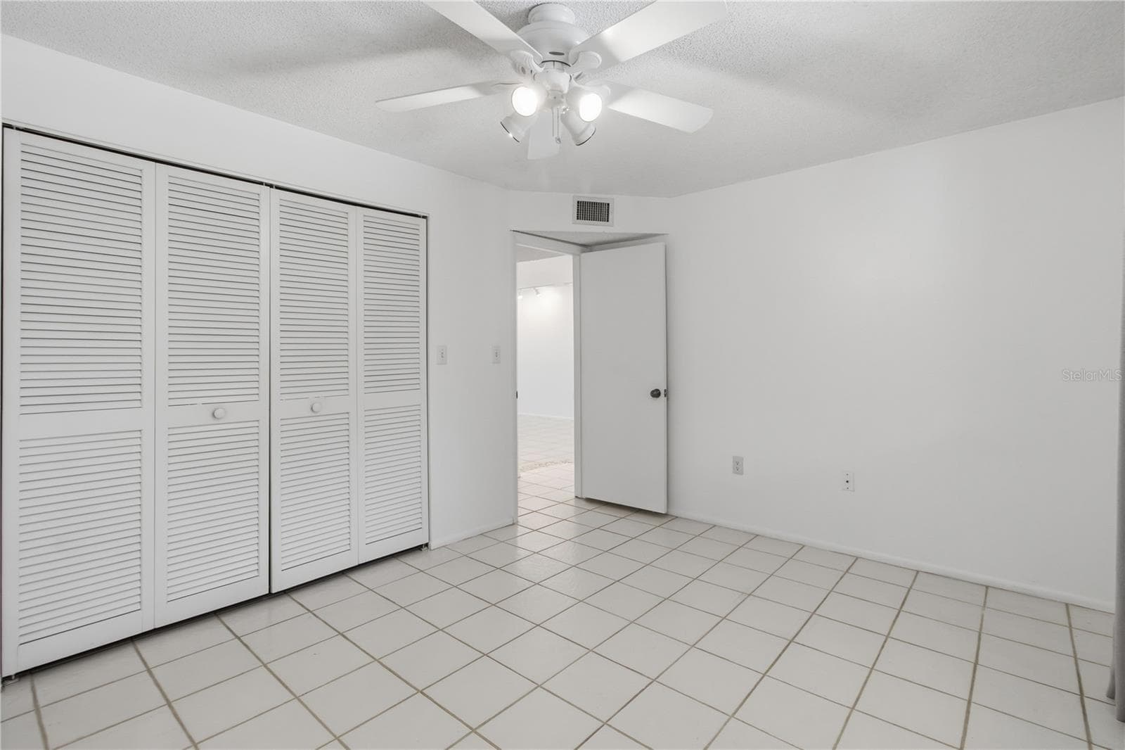 Condominium at 2448 CLUBHOUSE DR #202, SARASOTA, photo 25 of 45