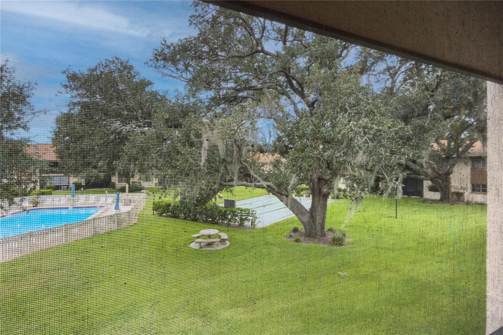 2448 CLUBHOUSE DR #202