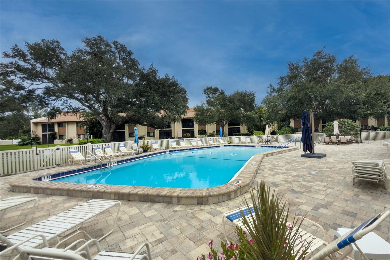 Condominium at 2448 CLUBHOUSE DR #202, SARASOTA, photo 34 of 45