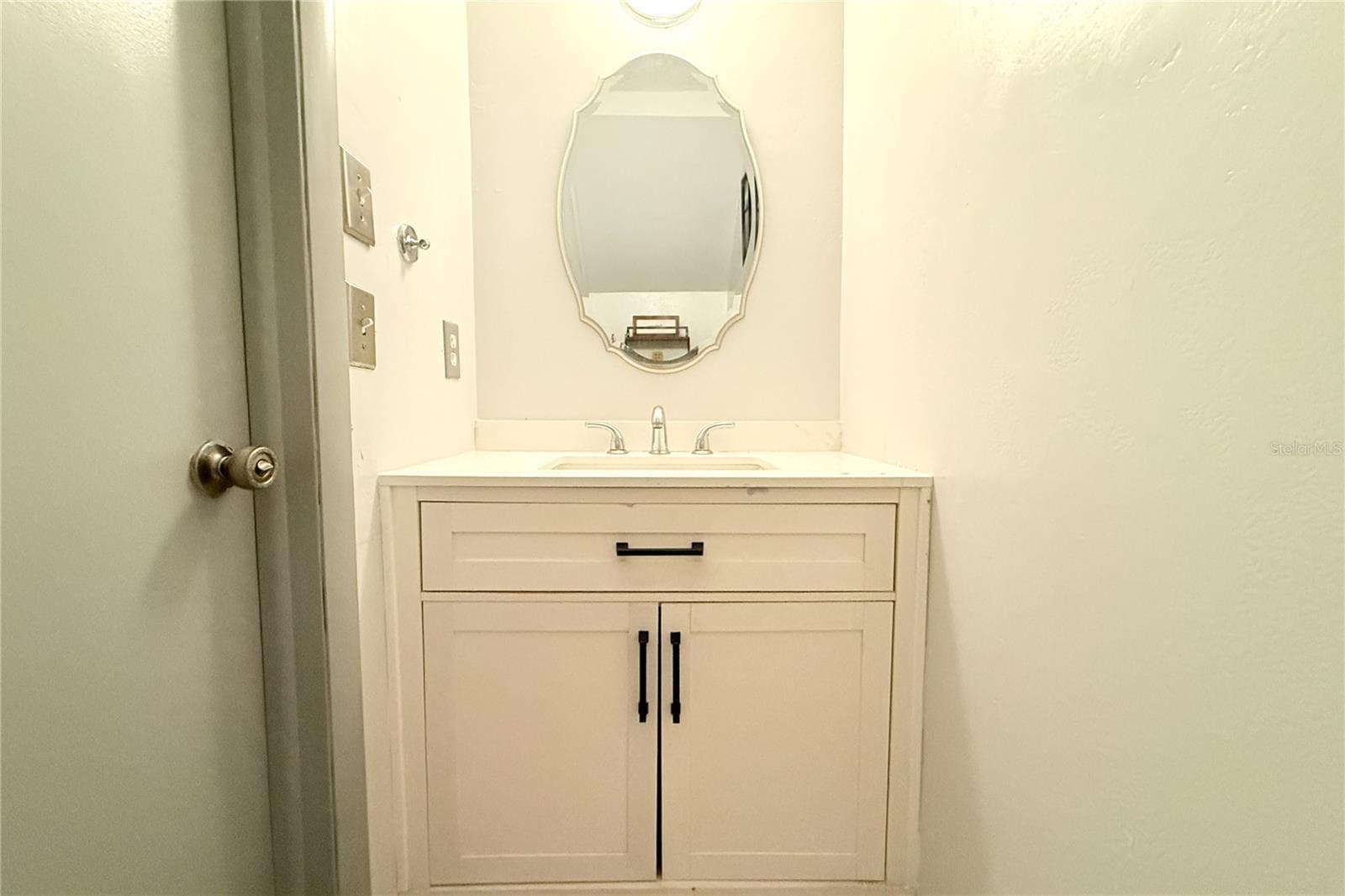 Townhouse at 3408 OAK TRAIL CT, TAMPA, photo 23 of 43