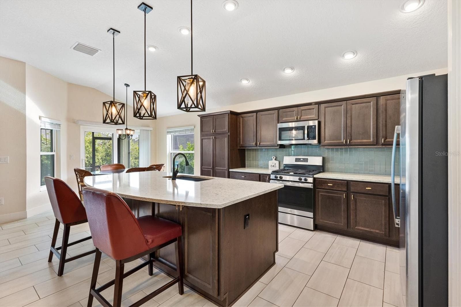 Single Family Residence at 575 RANDALL RD, THE VILLAGES, photo 12 of 49
