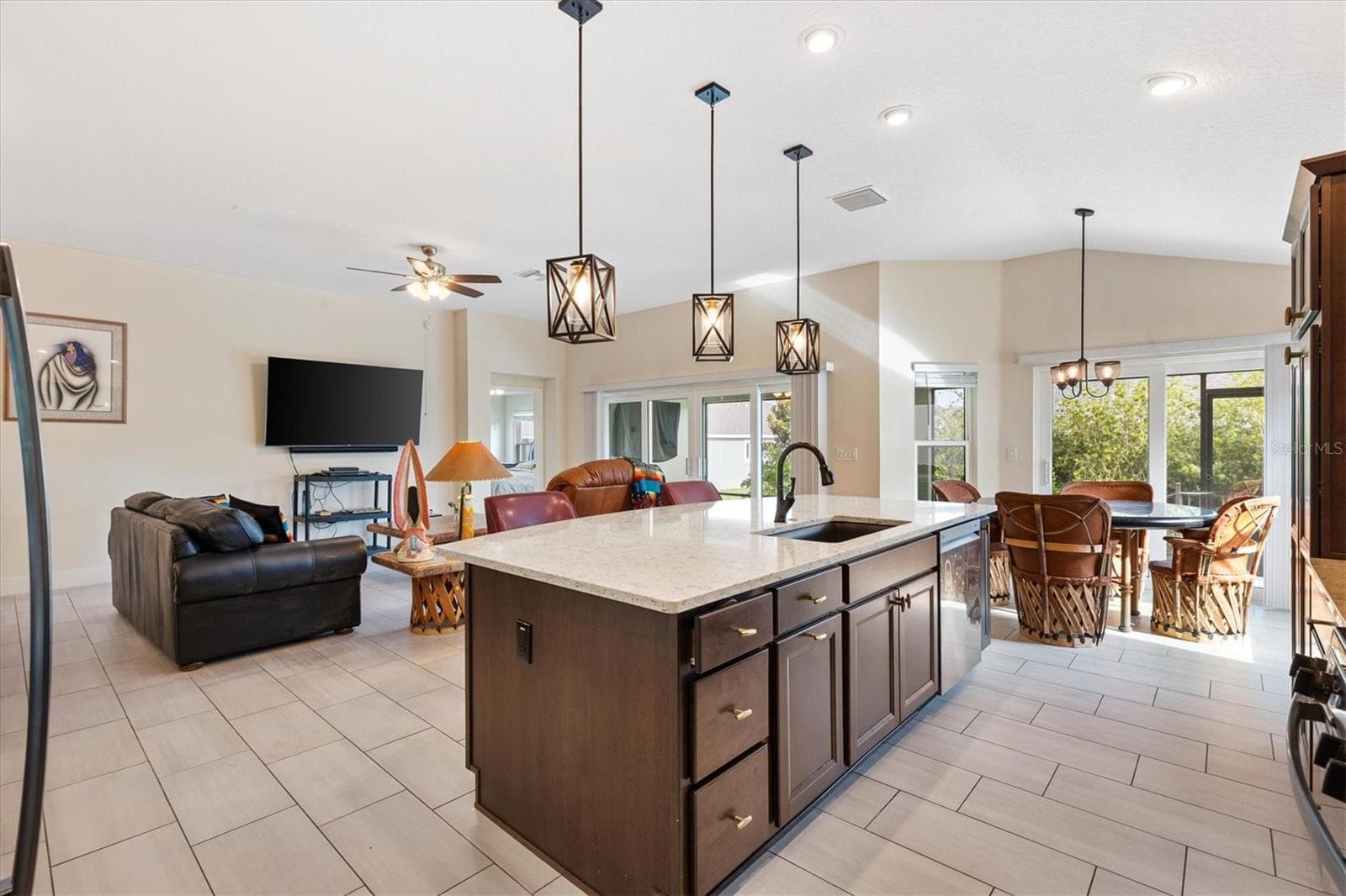 Single Family Residence at 575 RANDALL RD, THE VILLAGES, photo 13 of 49