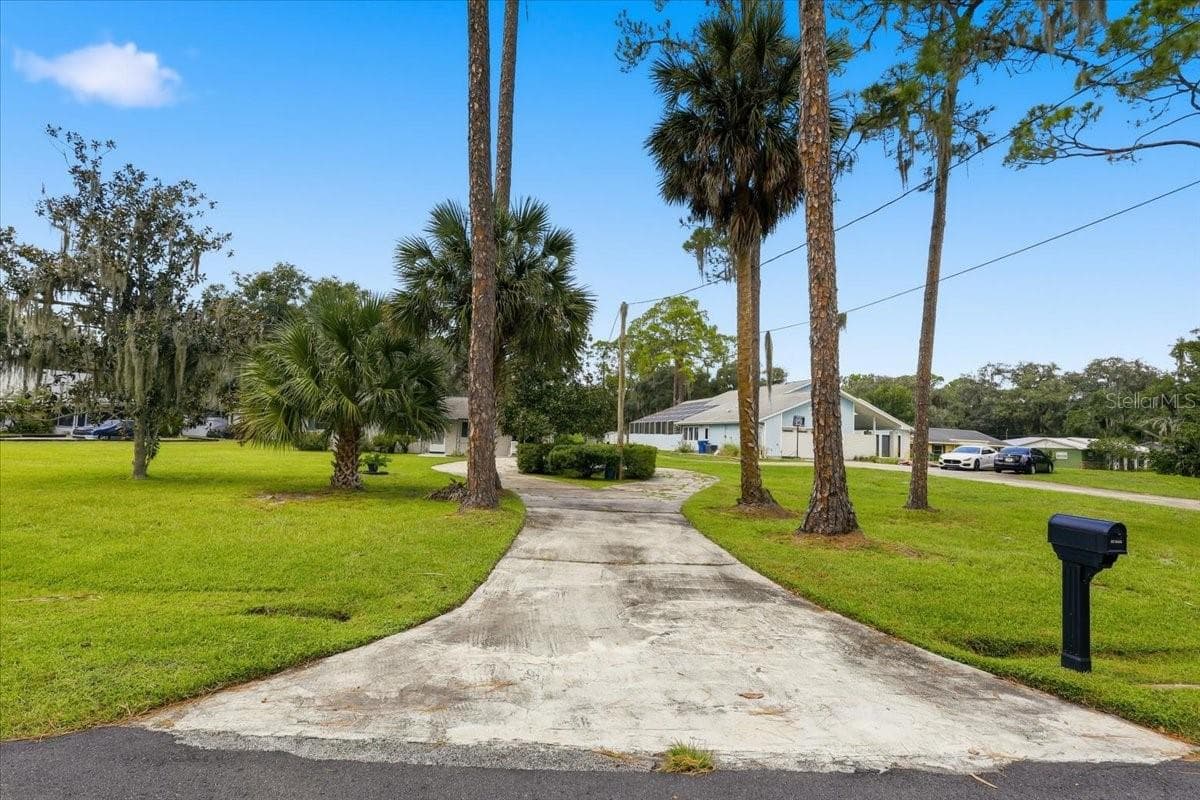 Single Family Residence at 2228 RIVER RIDGE RD, DELAND, photo 3 of 86
