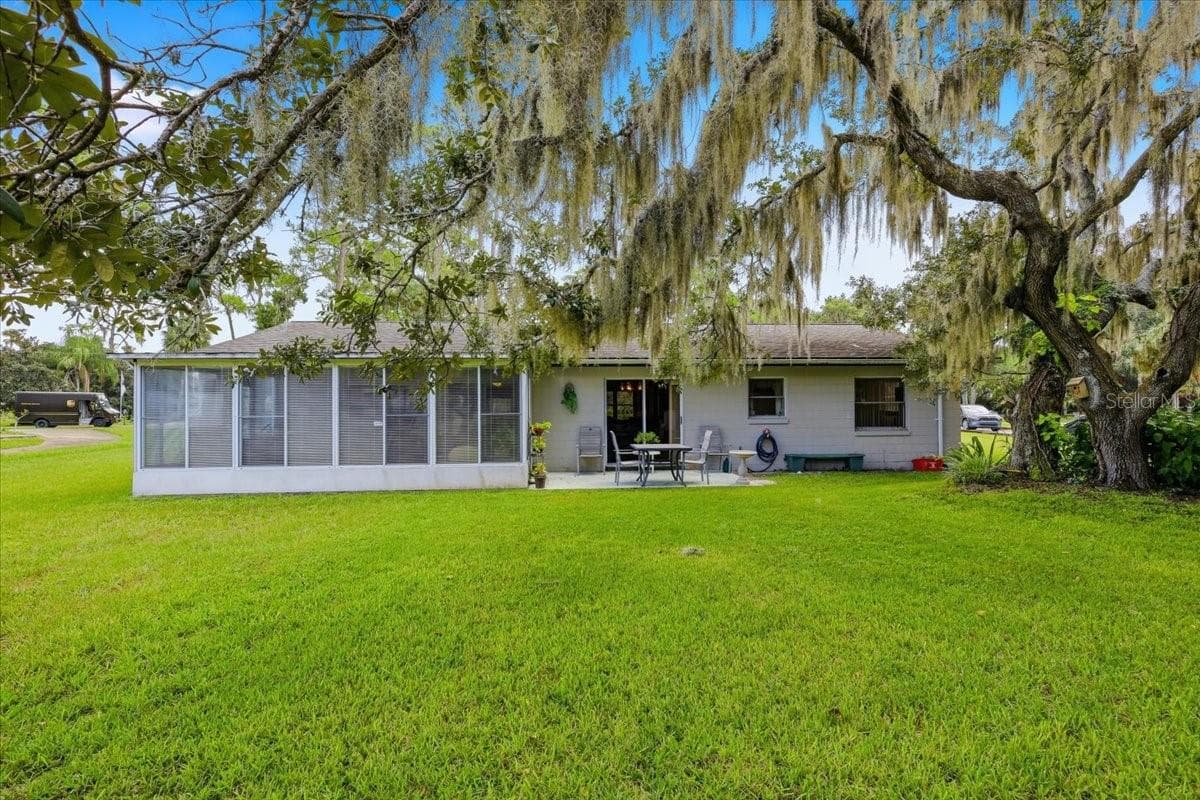 Single Family Residence at 2228 RIVER RIDGE RD, DELAND, photo 8 of 86