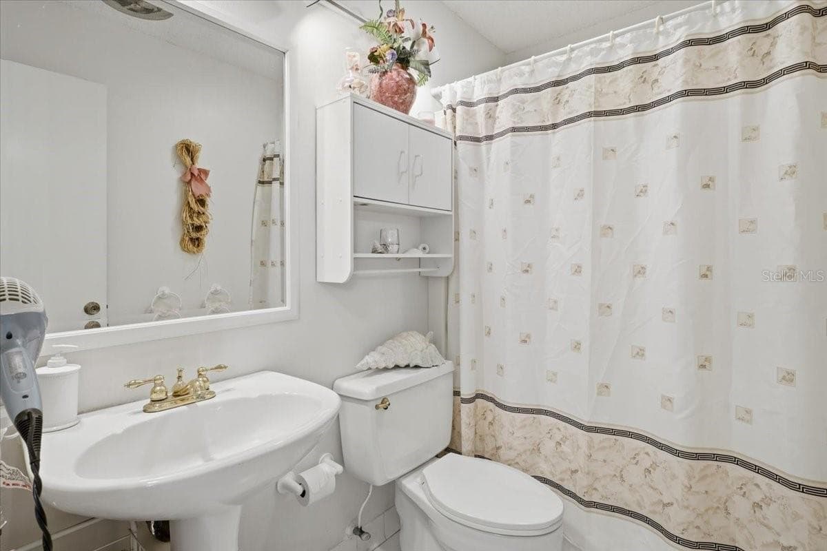 Single Family Residence at 2228 RIVER RIDGE RD, DELAND, photo 33 of 86
