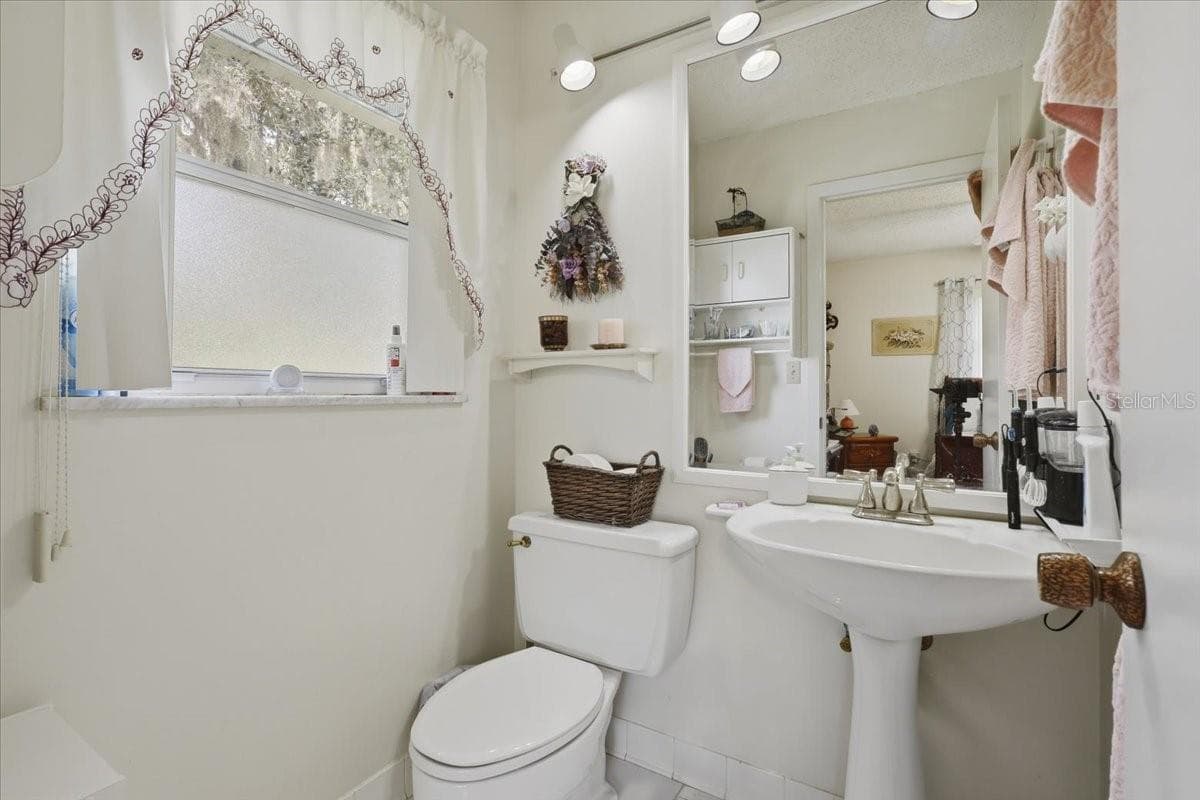 Single Family Residence at 2228 RIVER RIDGE RD, DELAND, photo 40 of 86