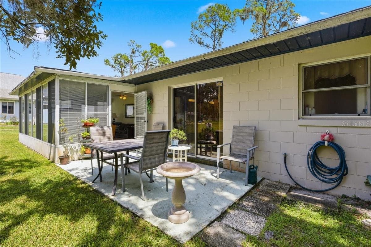 Single Family Residence at 2228 RIVER RIDGE RD, DELAND, photo 46 of 86