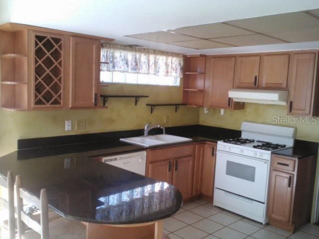 Single Family Residence at 4744 7TH AVE N, ST PETERSBURG, photo 8 of 21