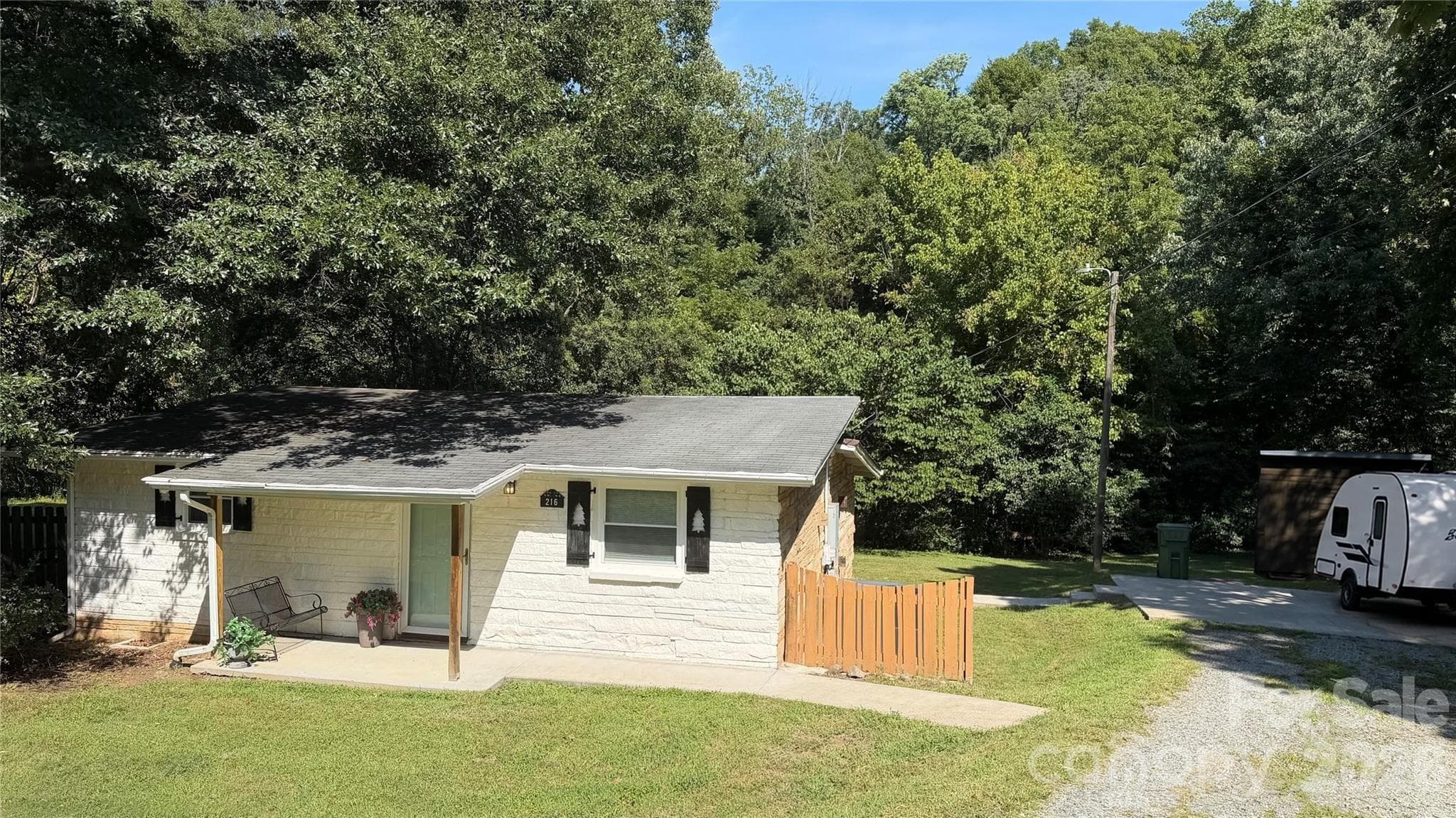 216 Auten Circle