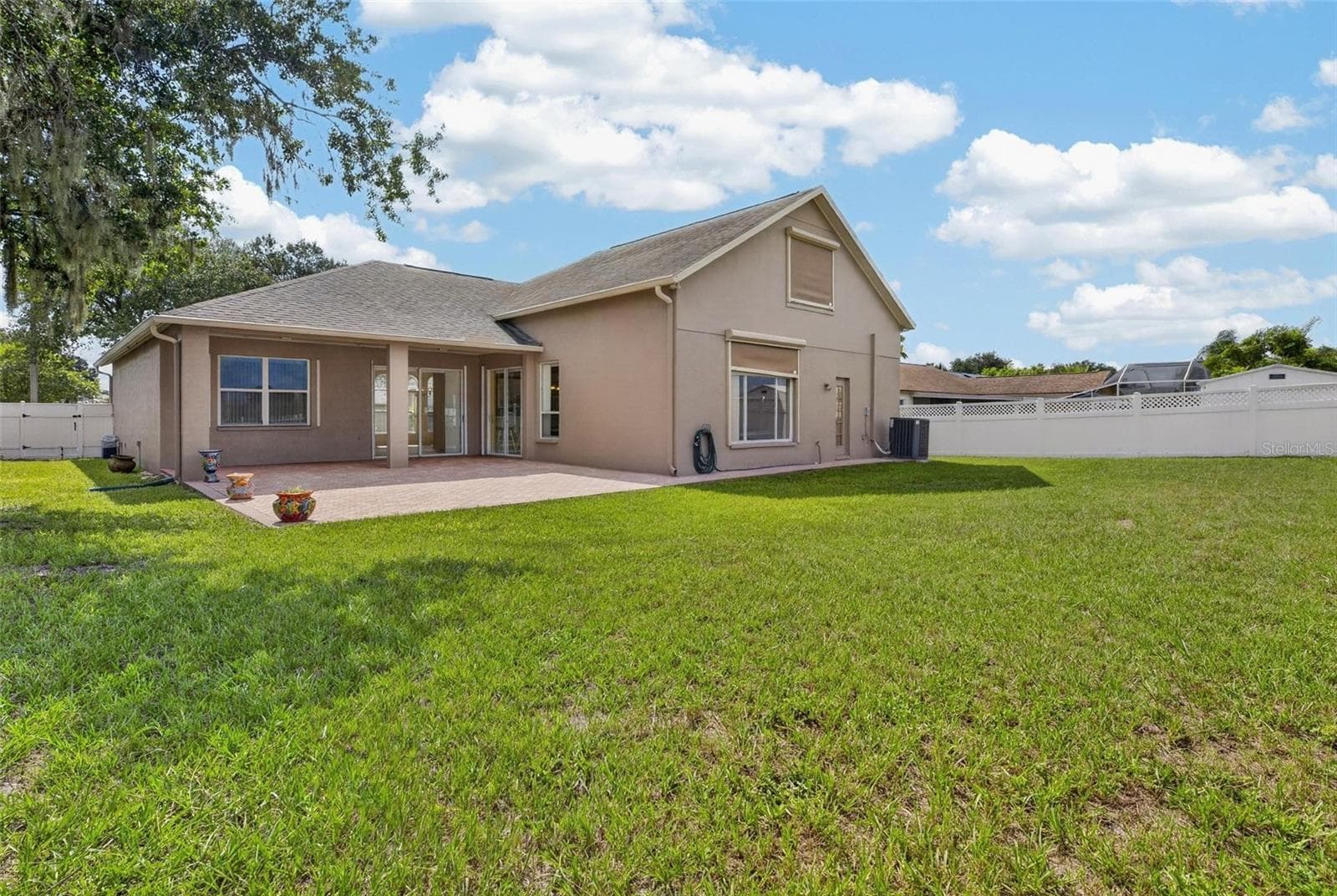 Single Family Residence at 10303 TARRAGON DR, RIVERVIEW, photo 2 of 40