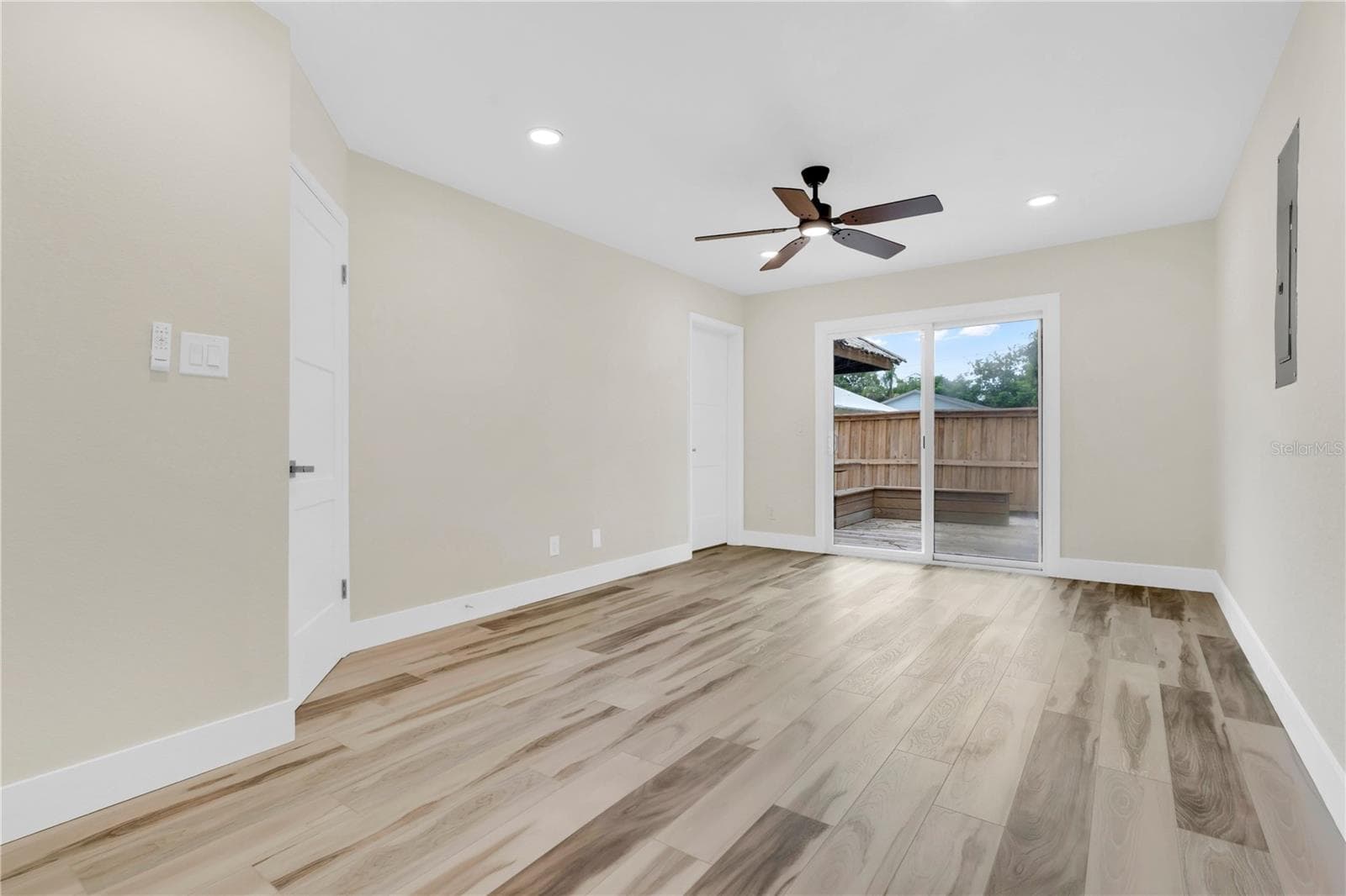Single Family Residence at 2304 TRAVELERS PALM DR, EDGEWATER, photo 13 of 31