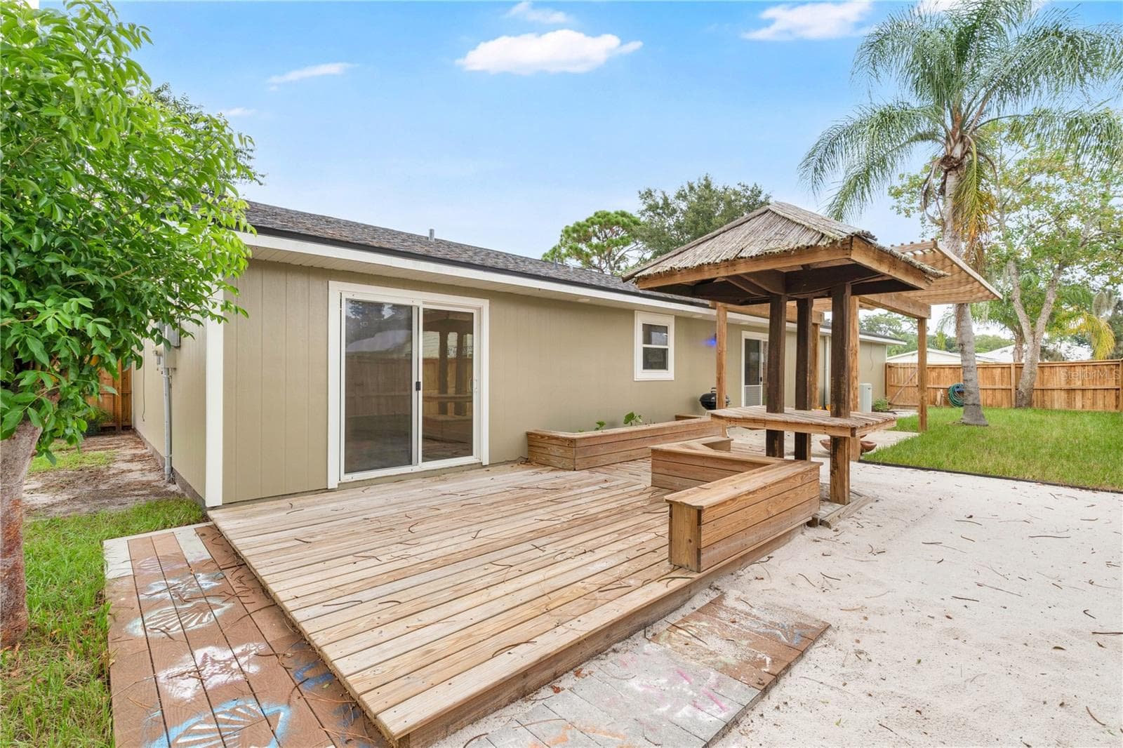 Single Family Residence at 2304 TRAVELERS PALM DR, EDGEWATER, photo 26 of 31