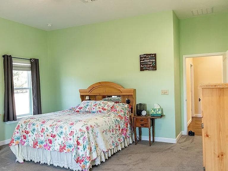 Single Family Residence at 1677 W HIGHWAY 316, CITRA, photo 9 of 22