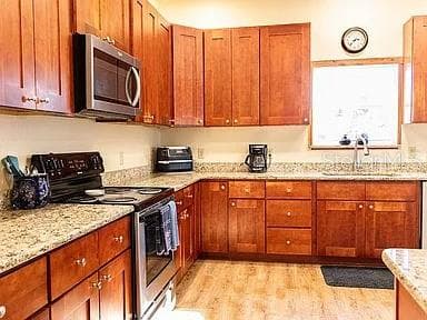 Single Family Residence at 1677 W HIGHWAY 316, CITRA, photo 10 of 22