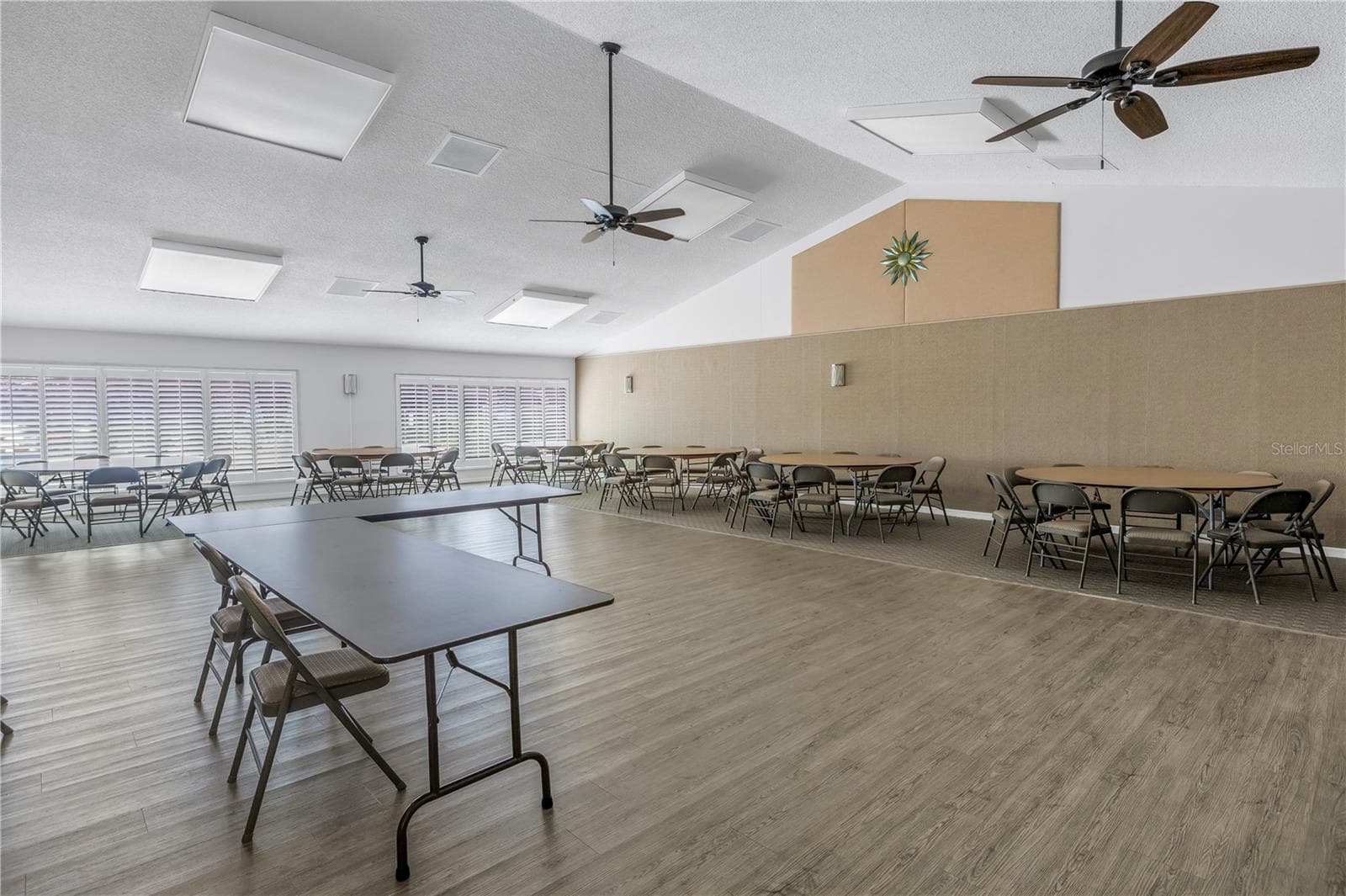 Clubhouse Gathering Room - 2506 OAKLEAF LN #25B, CLEARWATER