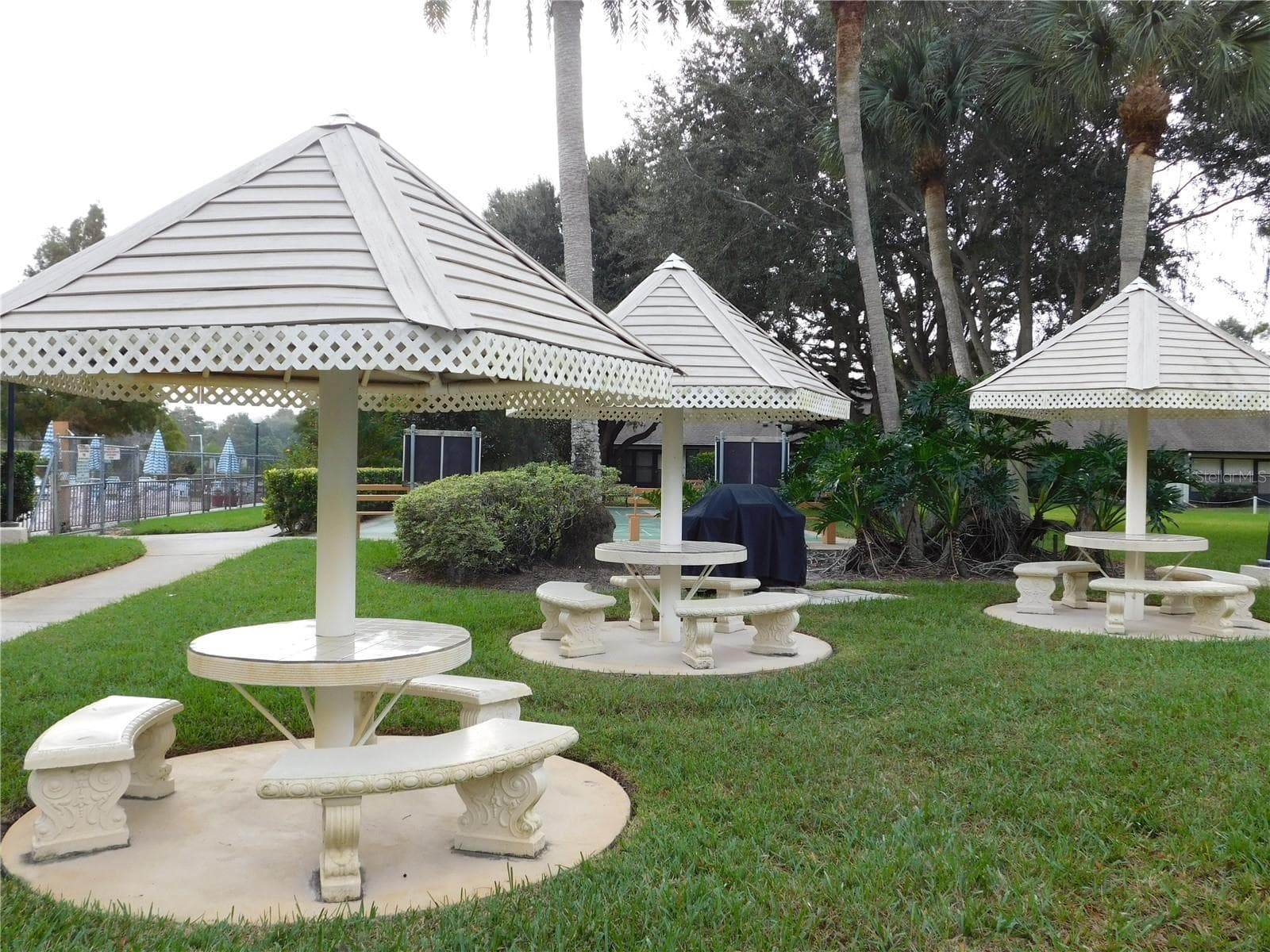 Picnic Area At Clubhouse - 2506 OAKLEAF LN #25B, CLEARWATER