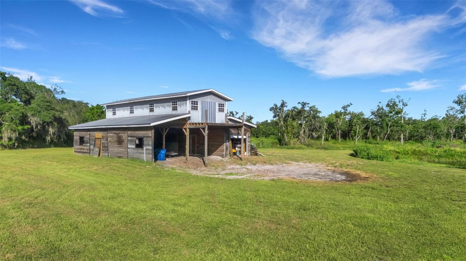 Barn - 28706 102ND DR E, MYAKKA CITY