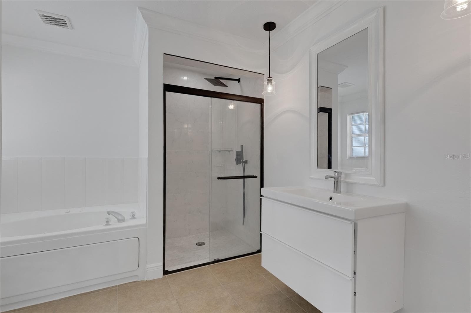 Primary Bathroom - Shower - 28706 102ND DR E, MYAKKA CITY