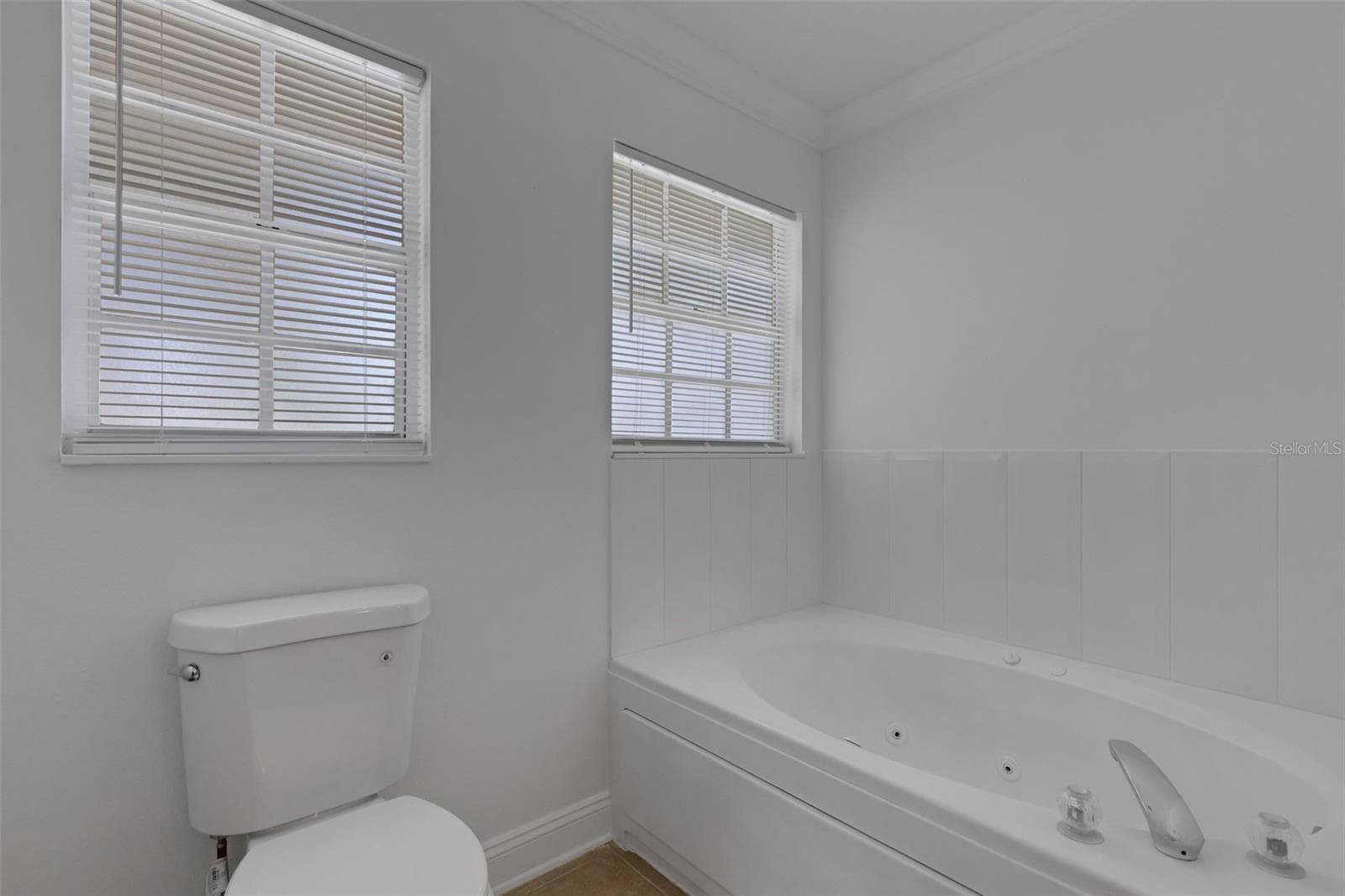 Primary Bathroom - Tub - 28706 102ND DR E, MYAKKA CITY