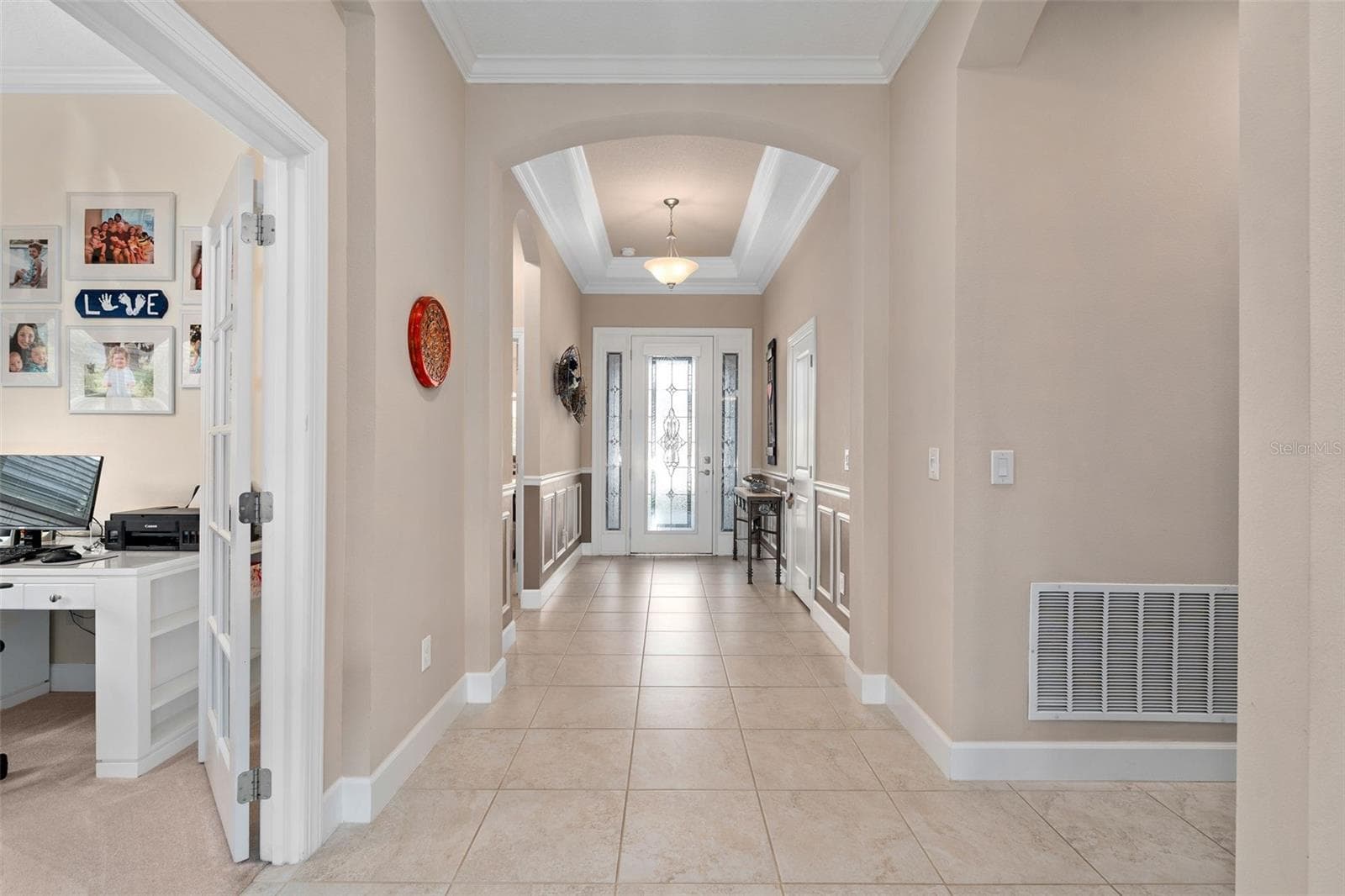 Foyer with a Full Glass Front Entry Door - 1197 ESPERANZA RIDGE RD, CLERMONT