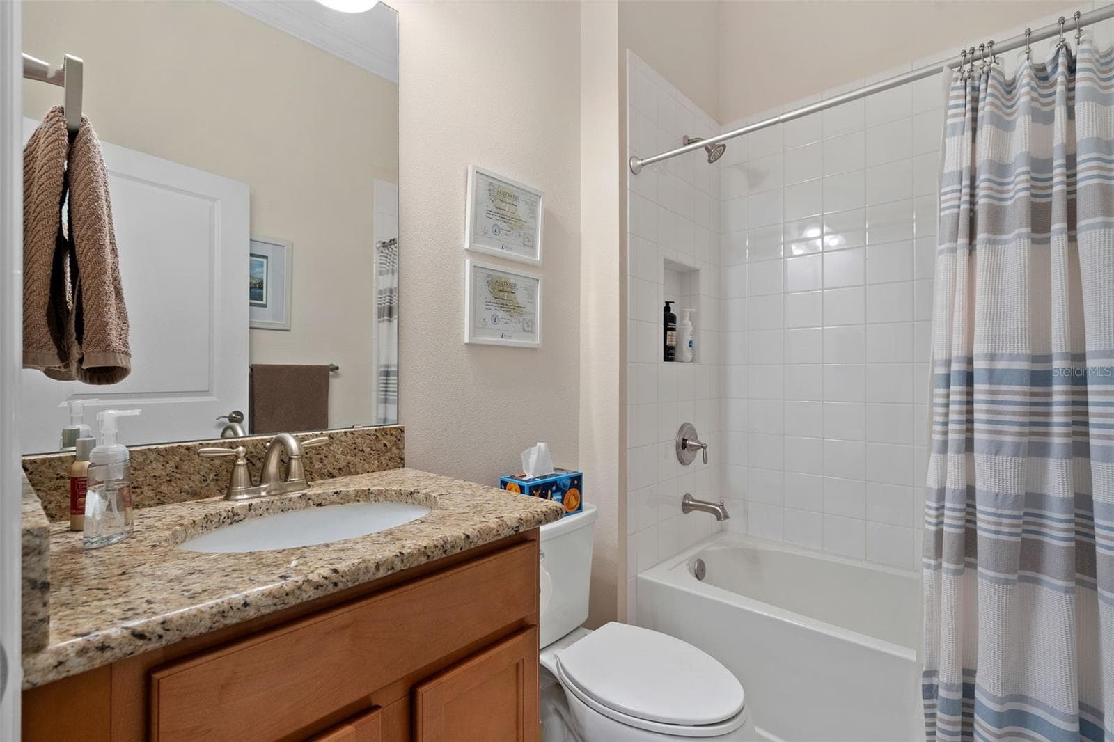 Bathroom 3 is adjacent to Bedroom 3 and the Foyer. This is very convenient for your Guests. - 1197 ESPERANZA RIDGE RD, CLERMONT