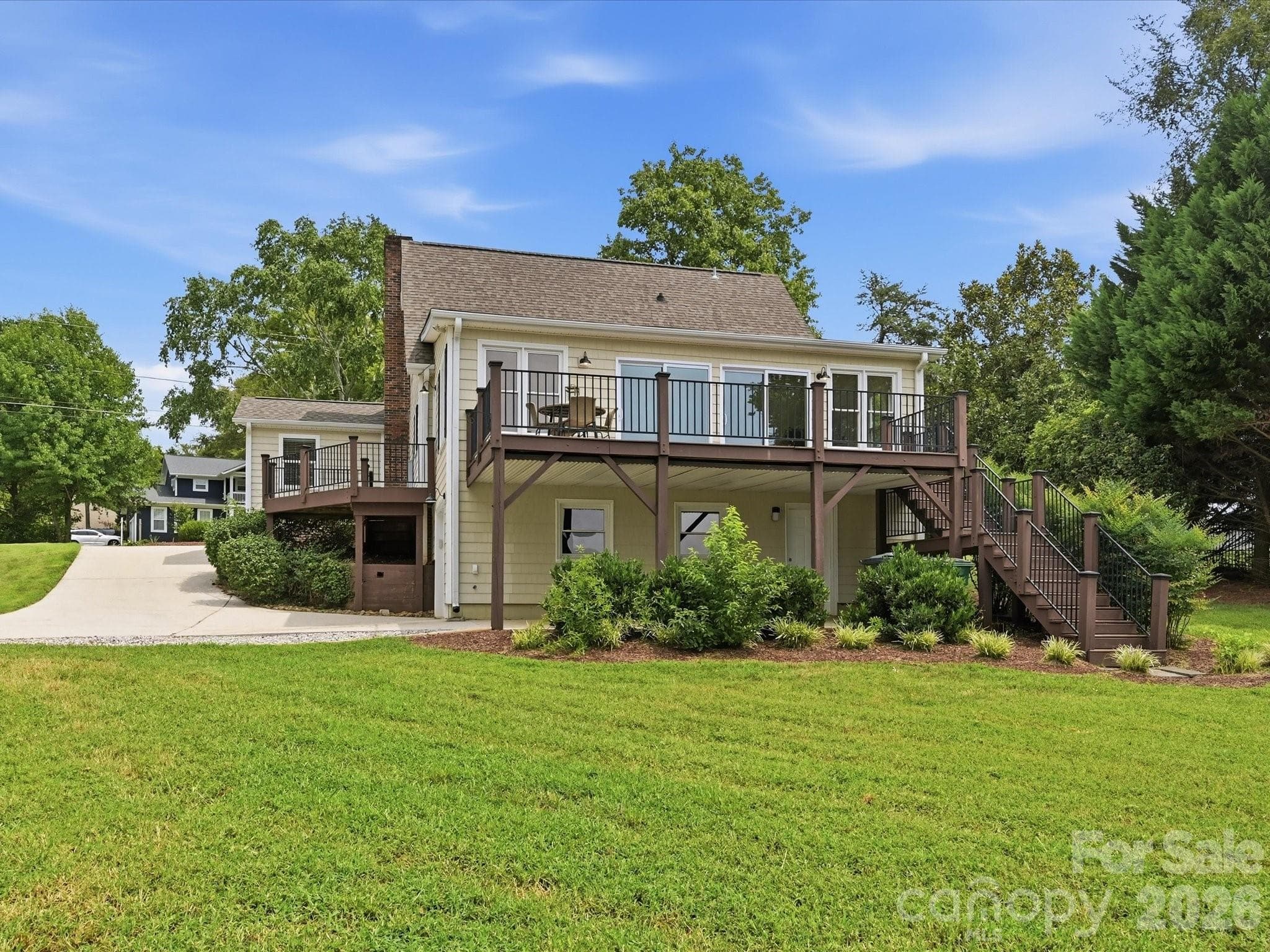Single Family Residence at 20845 Lagoona Drive, Cornelius, photo 31 of 45