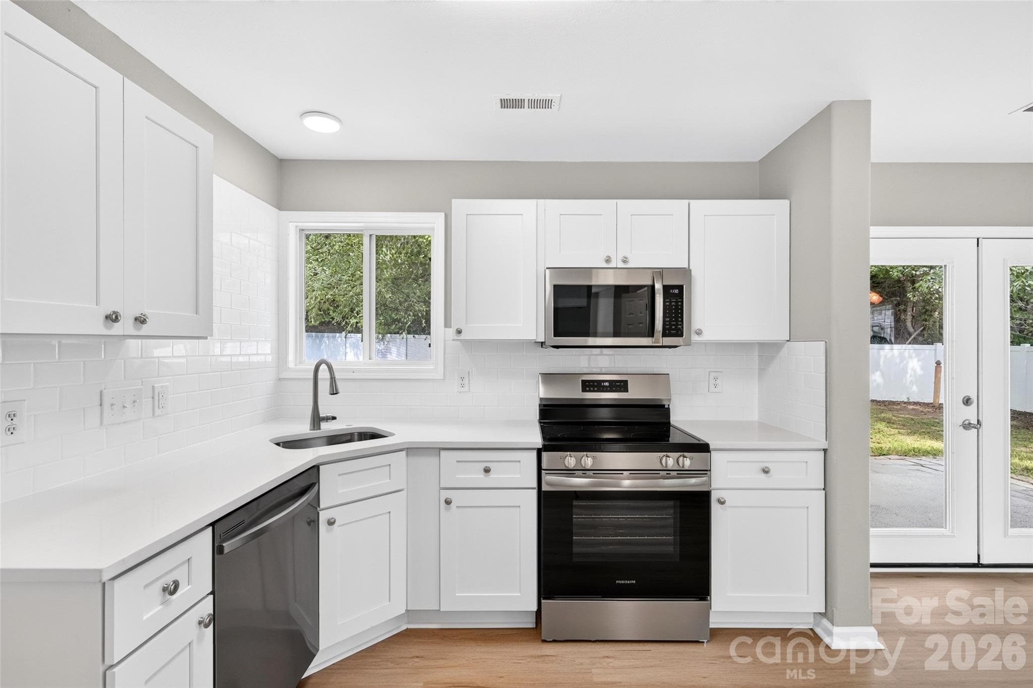 Fully Renovated kitchen - 3808 Nuthatch Drive, Indian Trail