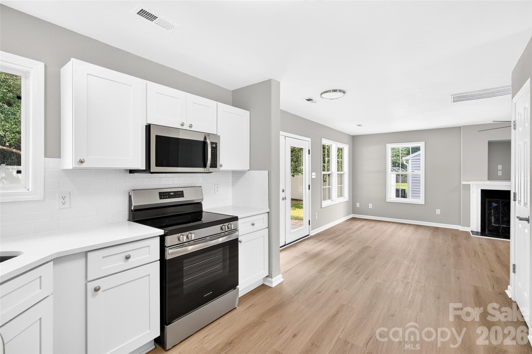 Fully Renovated kitchen - 3808 Nuthatch Drive, Indian Trail