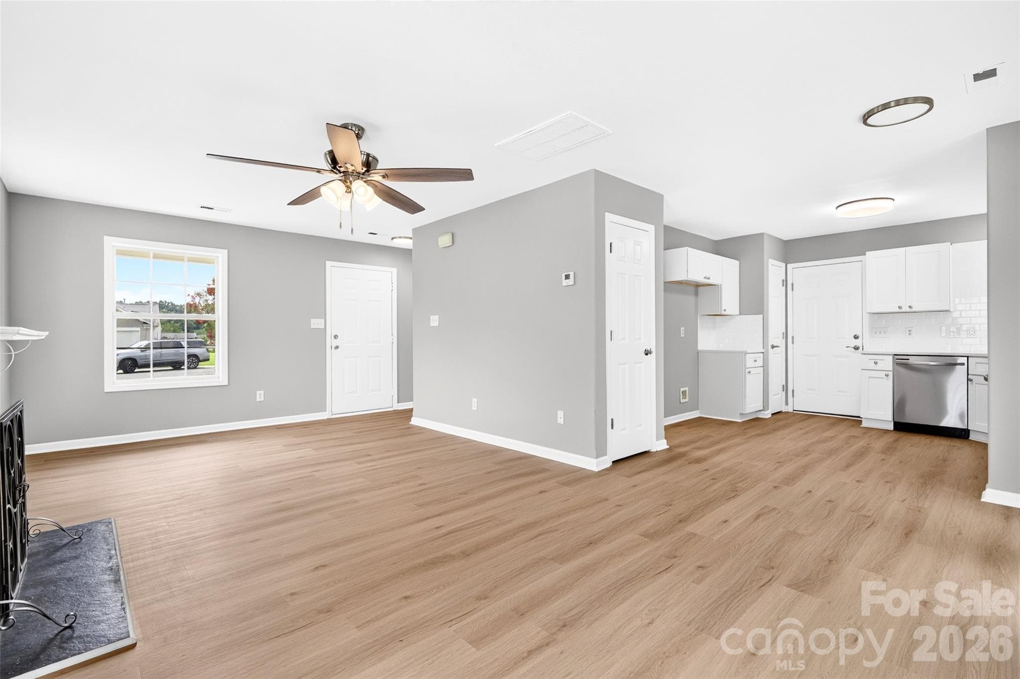 Single Family Residence at 3808 Nuthatch Drive, Indian Trail, photo 10 of 40