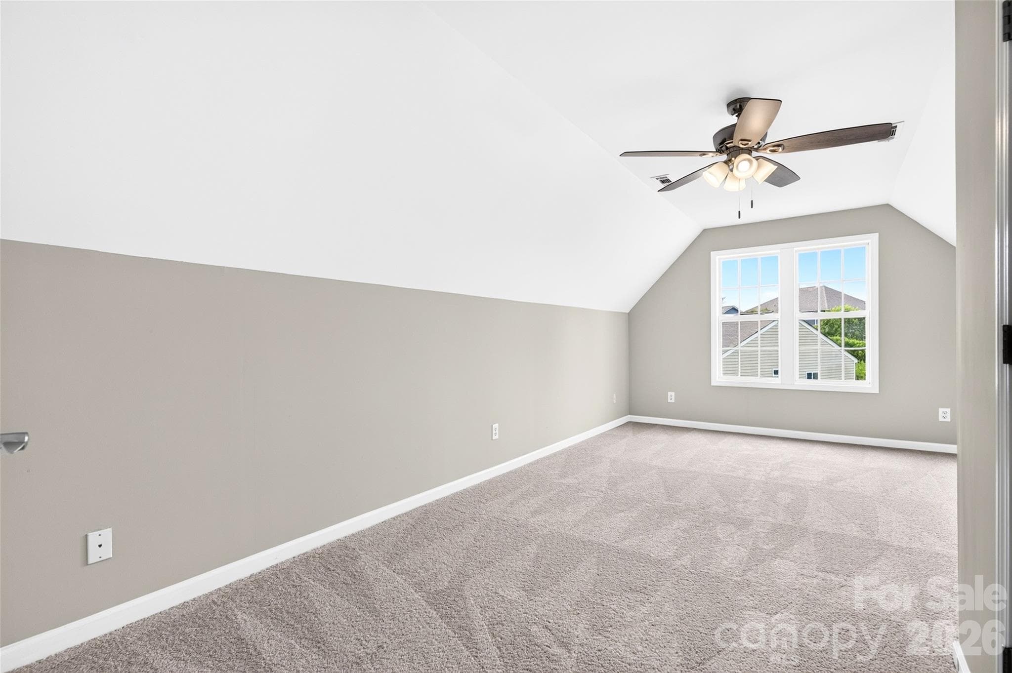 Huge Bed/Bonus - 3808 Nuthatch Drive, Indian Trail