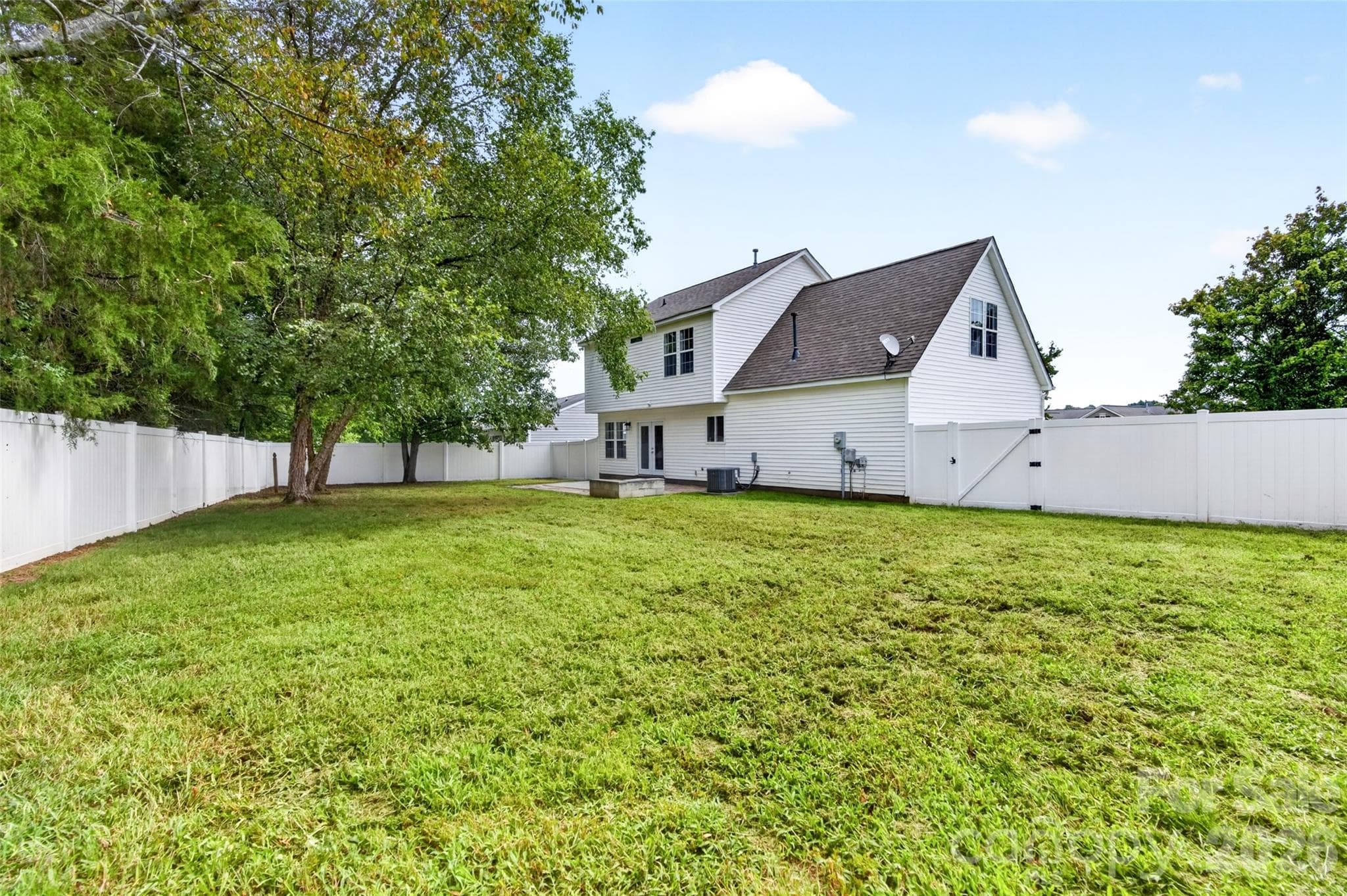 Single Family Residence at 3808 Nuthatch Drive, Indian Trail, photo 34 of 40