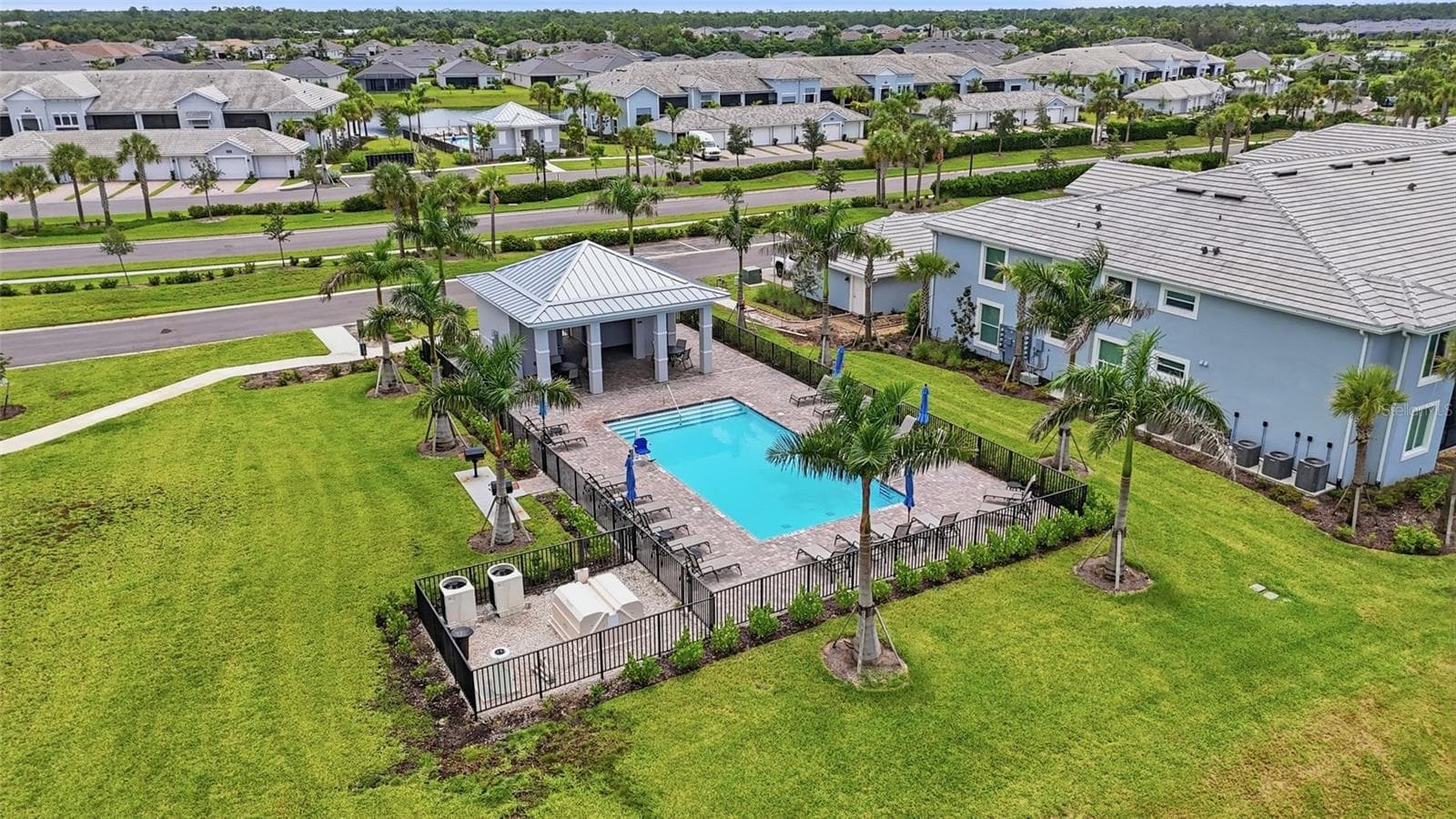 Community pool - 14257 HERITAGE LANDING BLVD #1122, PUNTA GORDA