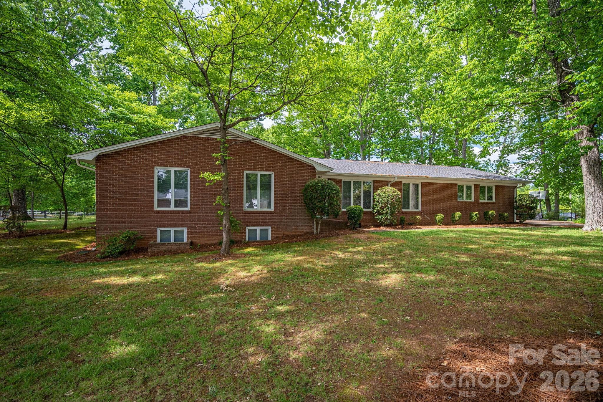 Single Family Residence at Kings Mountain, photo 10 of 121