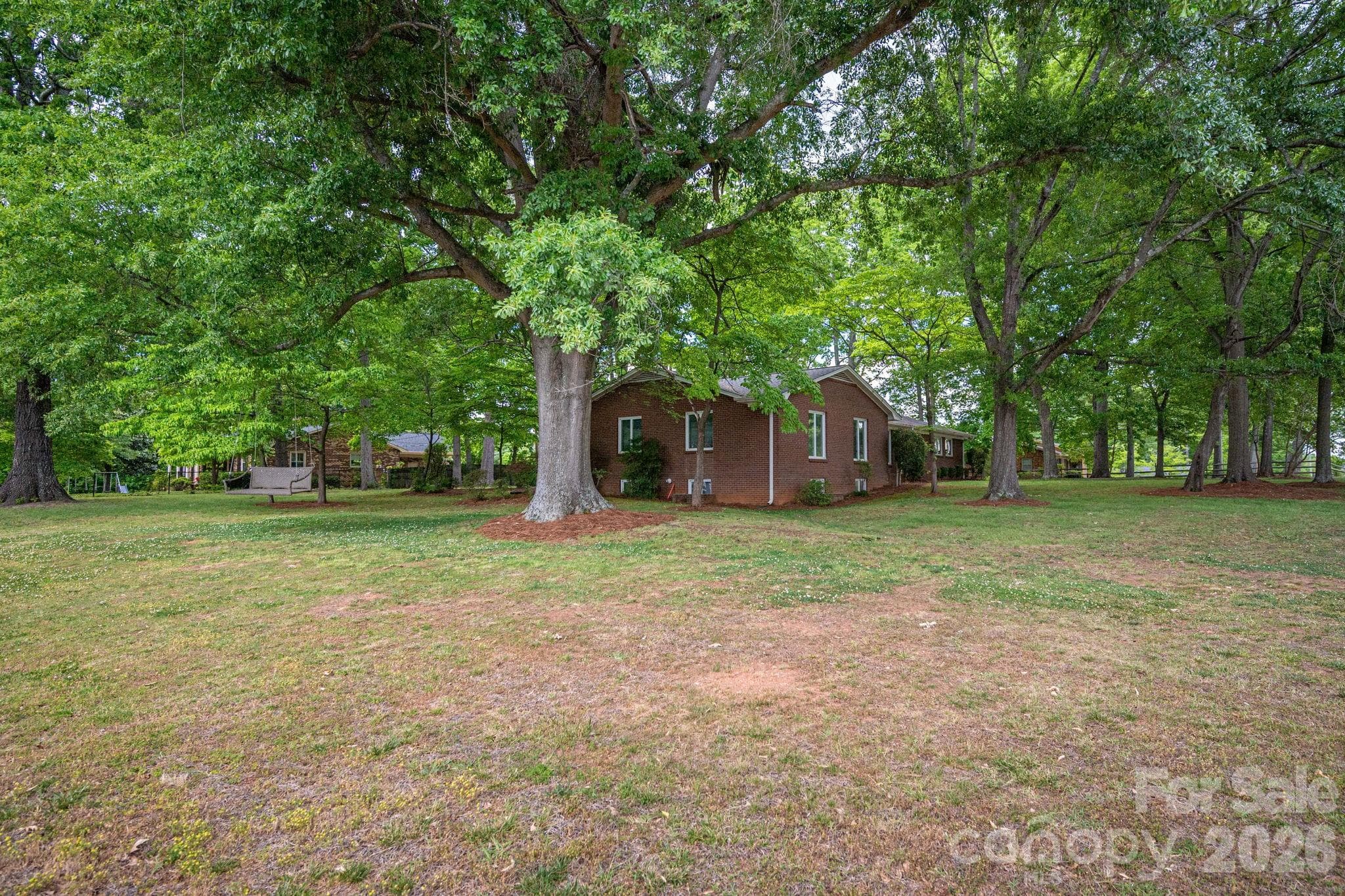 Single Family Residence at 602 Lee Street, Kings Mountain, photo 9 of 48
