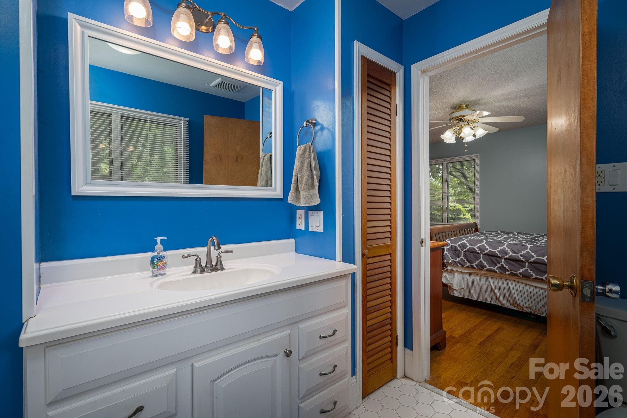 Single Family Residence at 602 Lee Street, Kings Mountain, photo 34 of 48