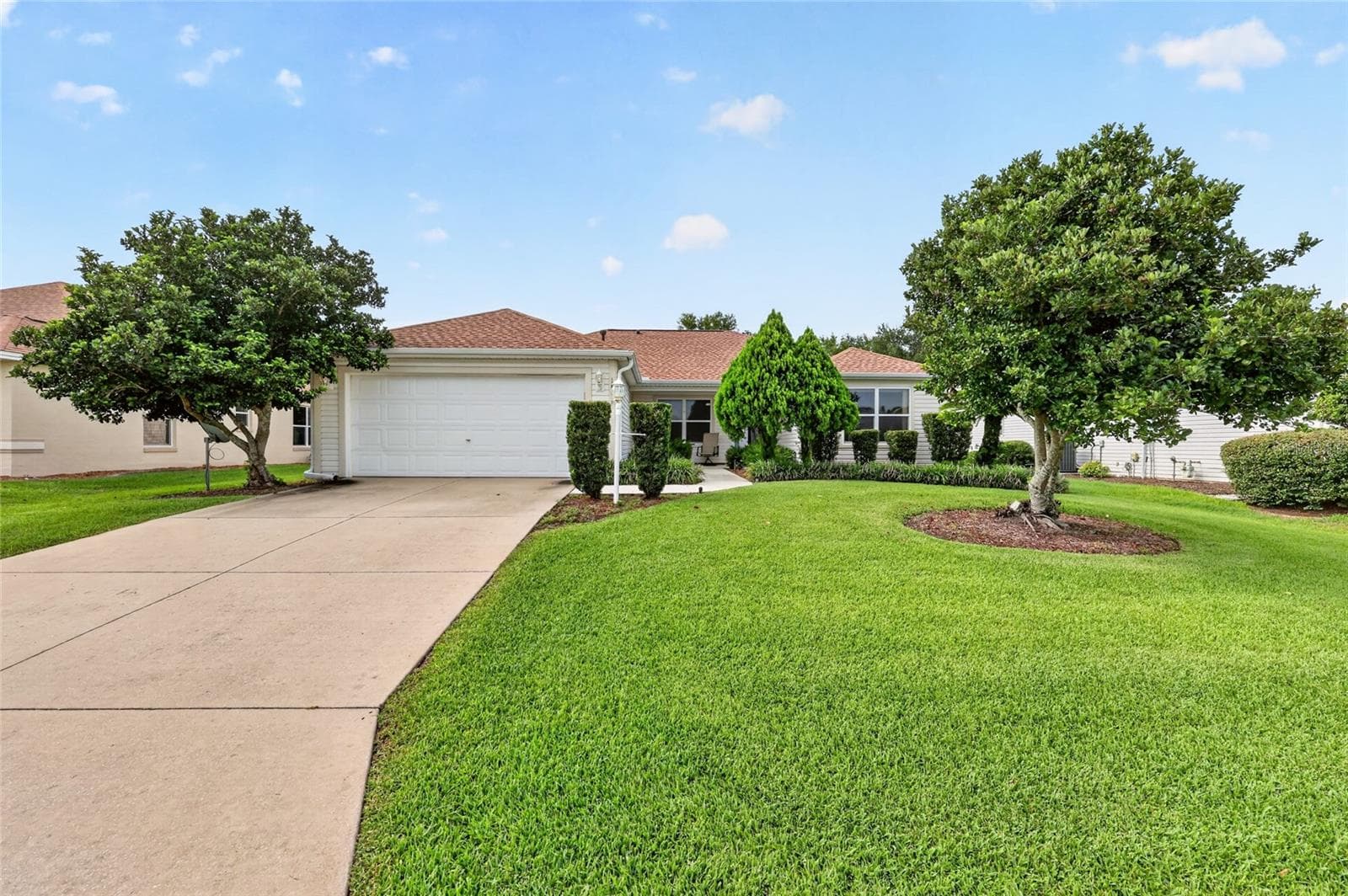 Single Family Residence at 168 PALERMO PL, LADY LAKE, photo 3 of 52