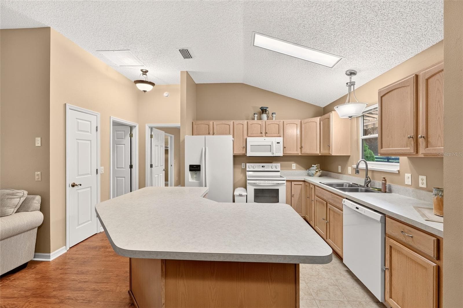 Single Family Residence at 168 PALERMO PL, LADY LAKE, photo 15 of 52