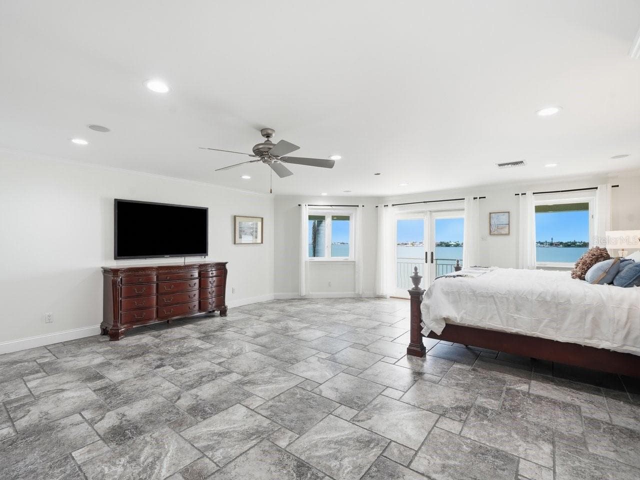 Single Family Residence at 5400 PALI WAY, ST PETE BEACH, photo 61 of 73