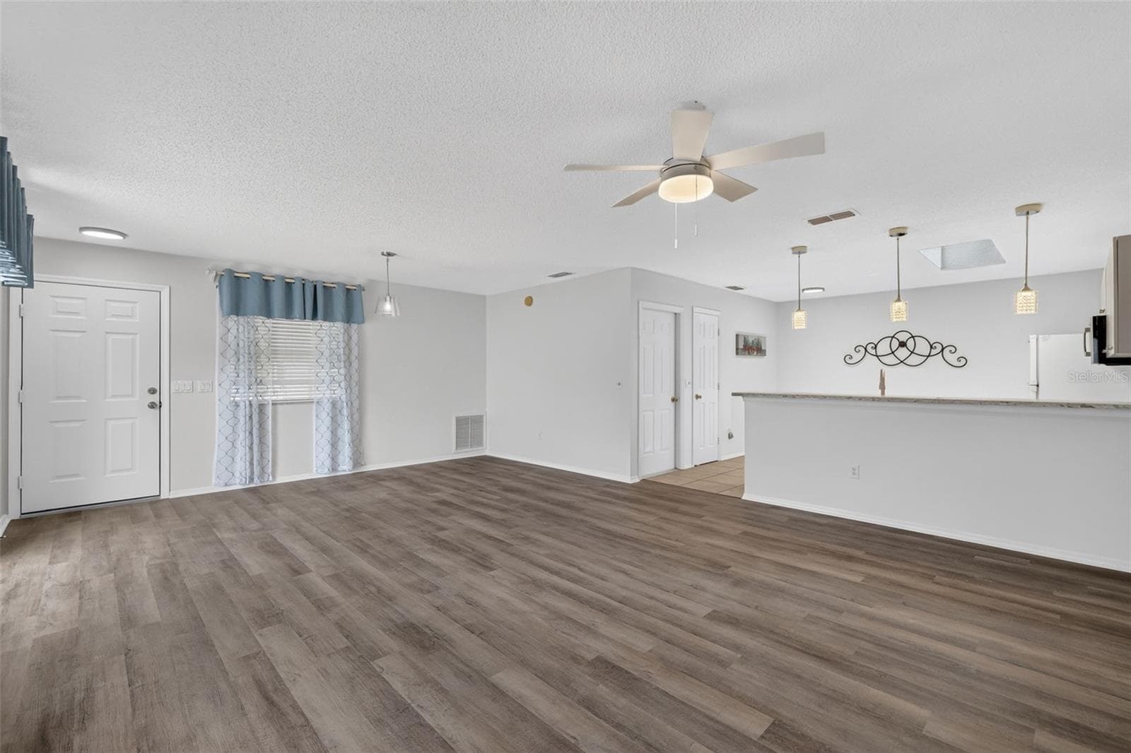 Villa at 1606 CAMPOS DR, THE VILLAGES, photo 12 of 43