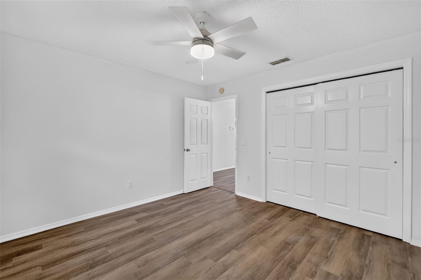 Villa at 1606 CAMPOS DR, THE VILLAGES, photo 23 of 43