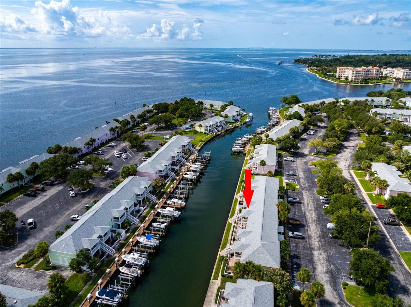Condominium at 5132 BEACH DR SE #C, ST PETERSBURG, photo 4 of 41