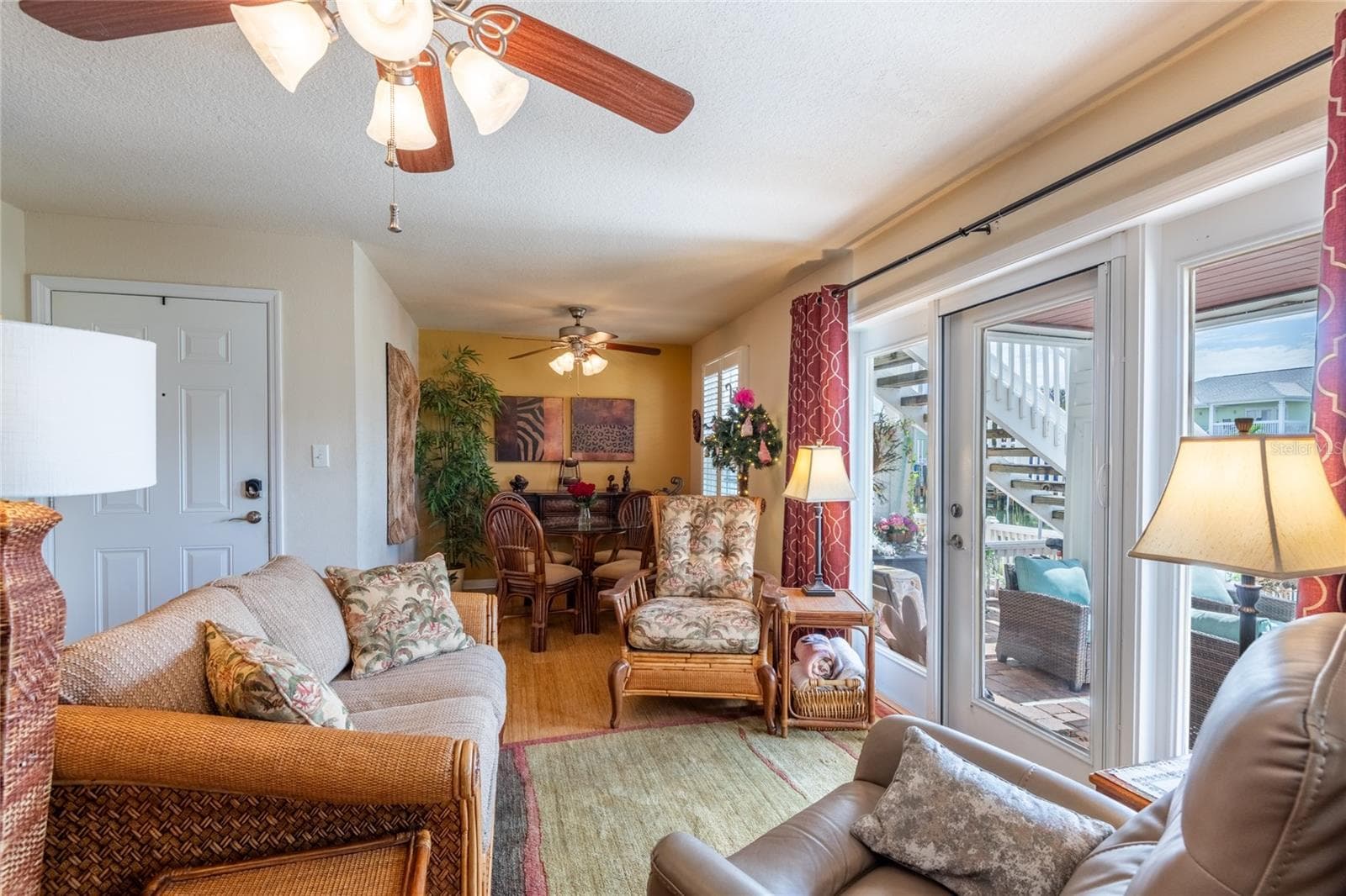 Patio - 5132 BEACH DR SE #C, ST PETERSBURG