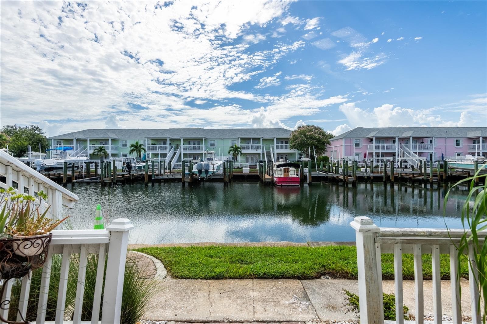 Condominium at 5132 BEACH DR SE #C, ST PETERSBURG, photo 28 of 41