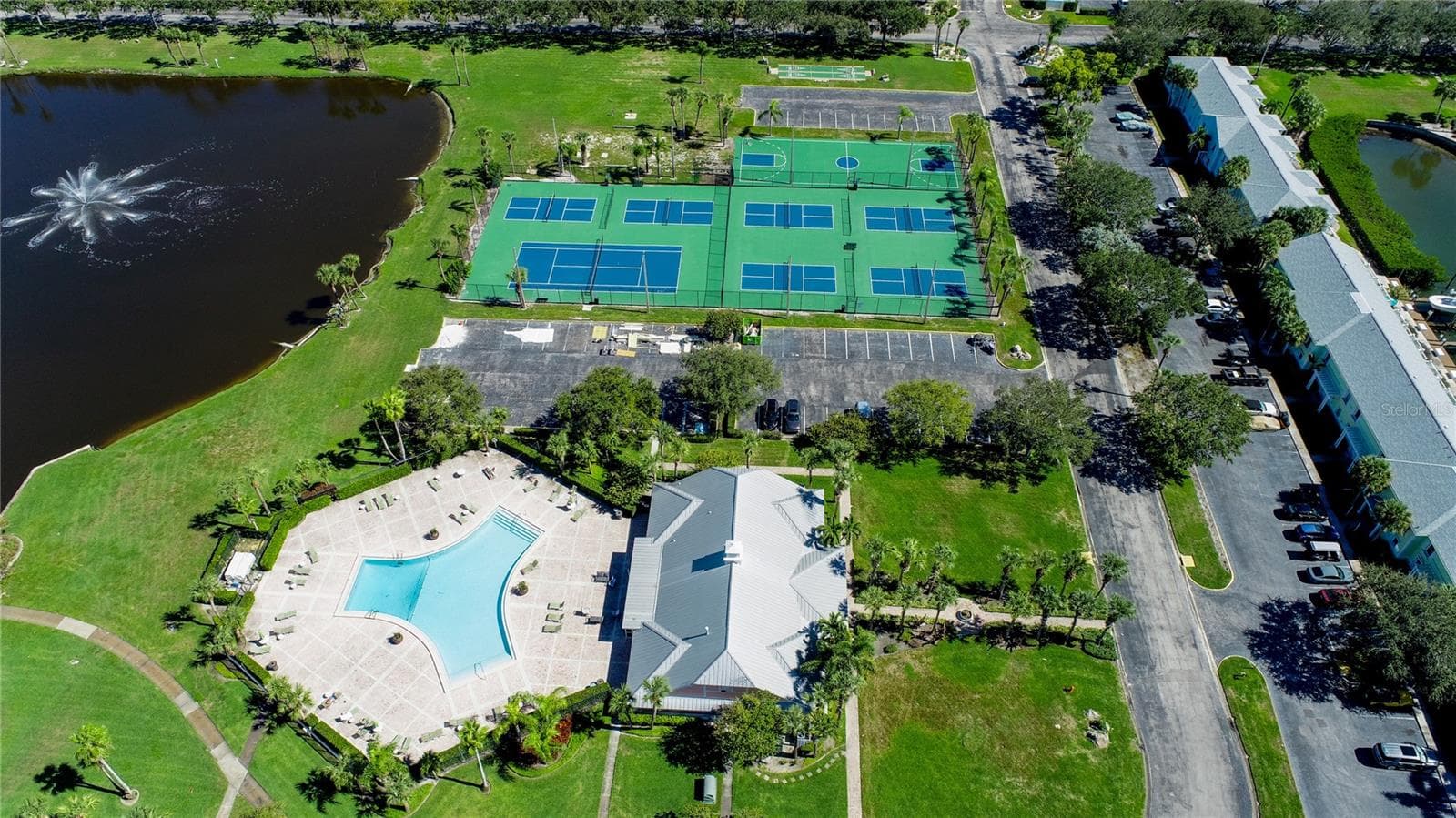 Condominium at 5132 BEACH DR SE #C, ST PETERSBURG, photo 36 of 41