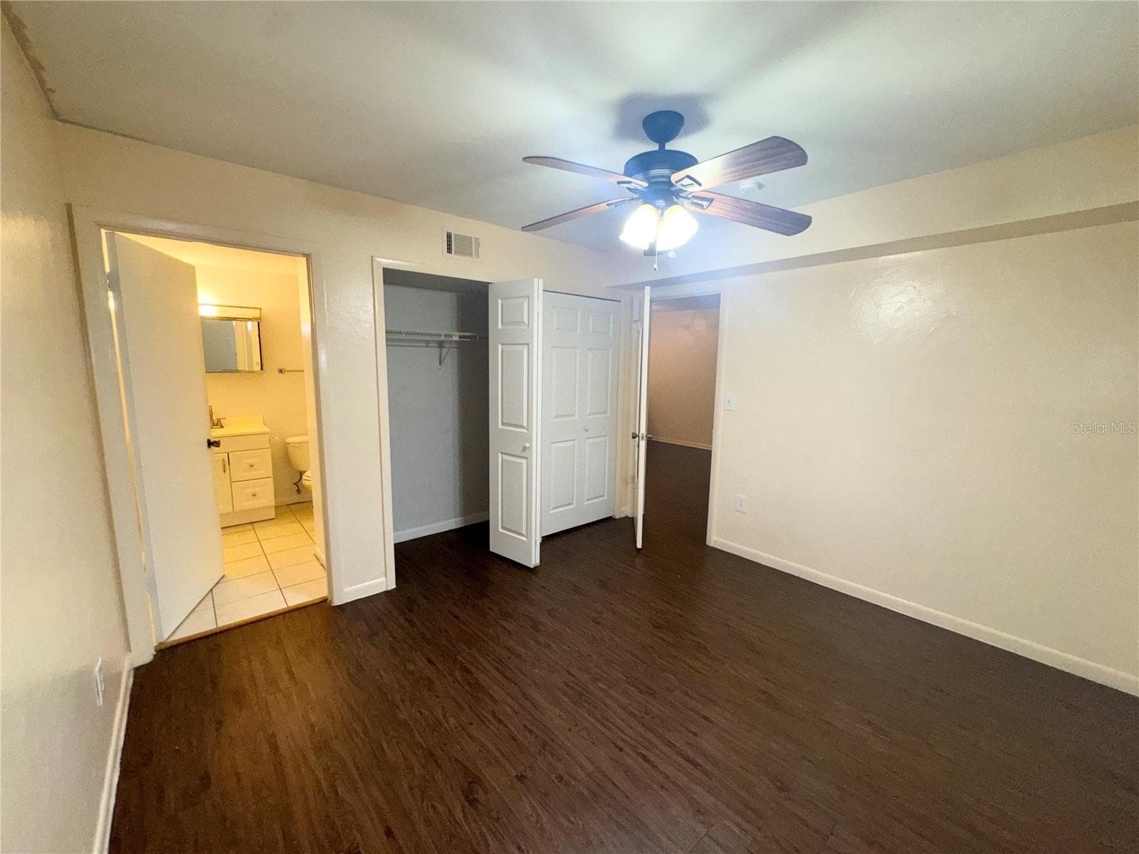 Condominium at 109 SE 16TH AVE #Q101, GAINESVILLE, photo 10 of 15
