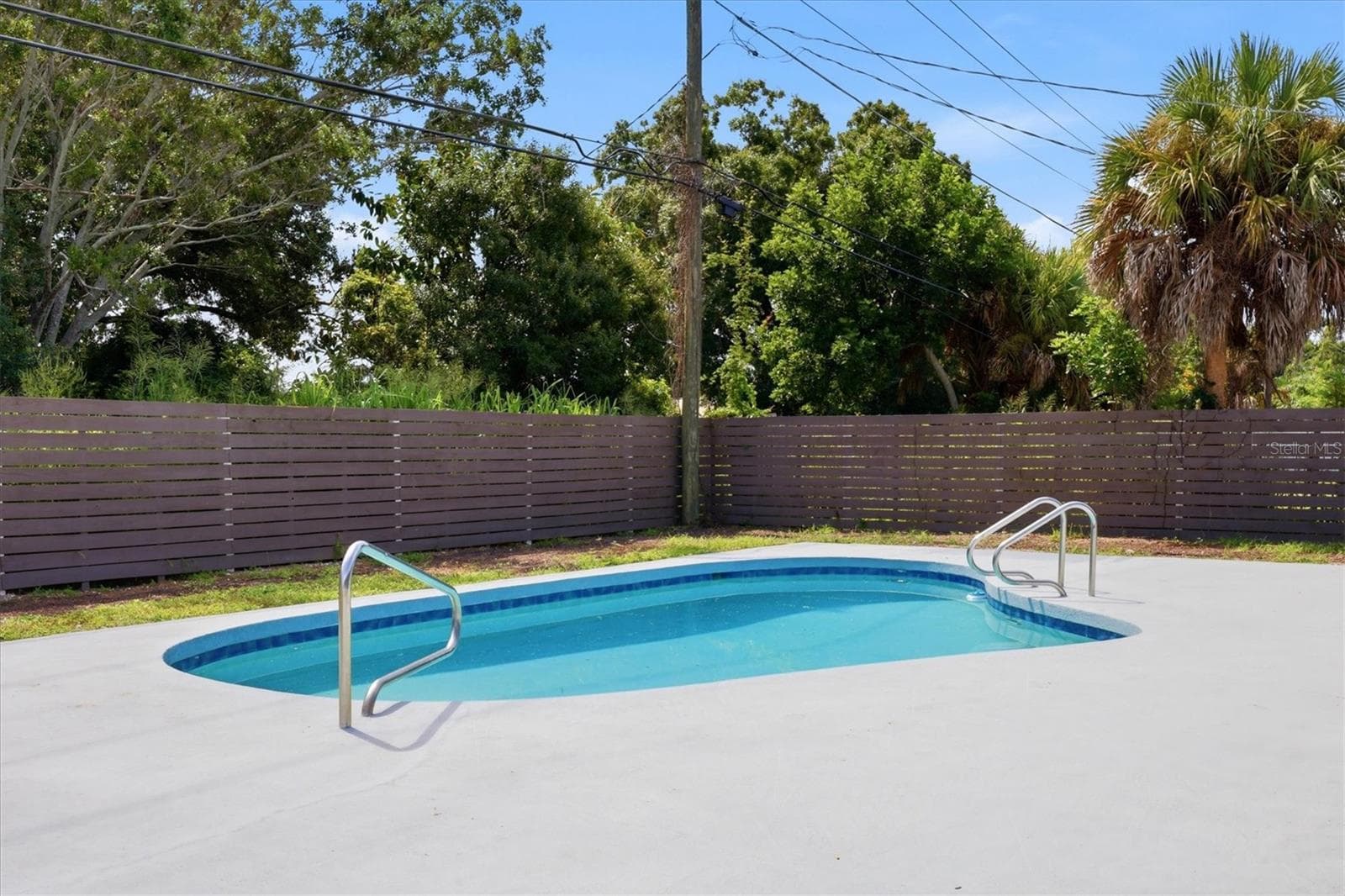 Single Family Residence at 286 MOUNT VERNON DR, VENICE, photo 31 of 45