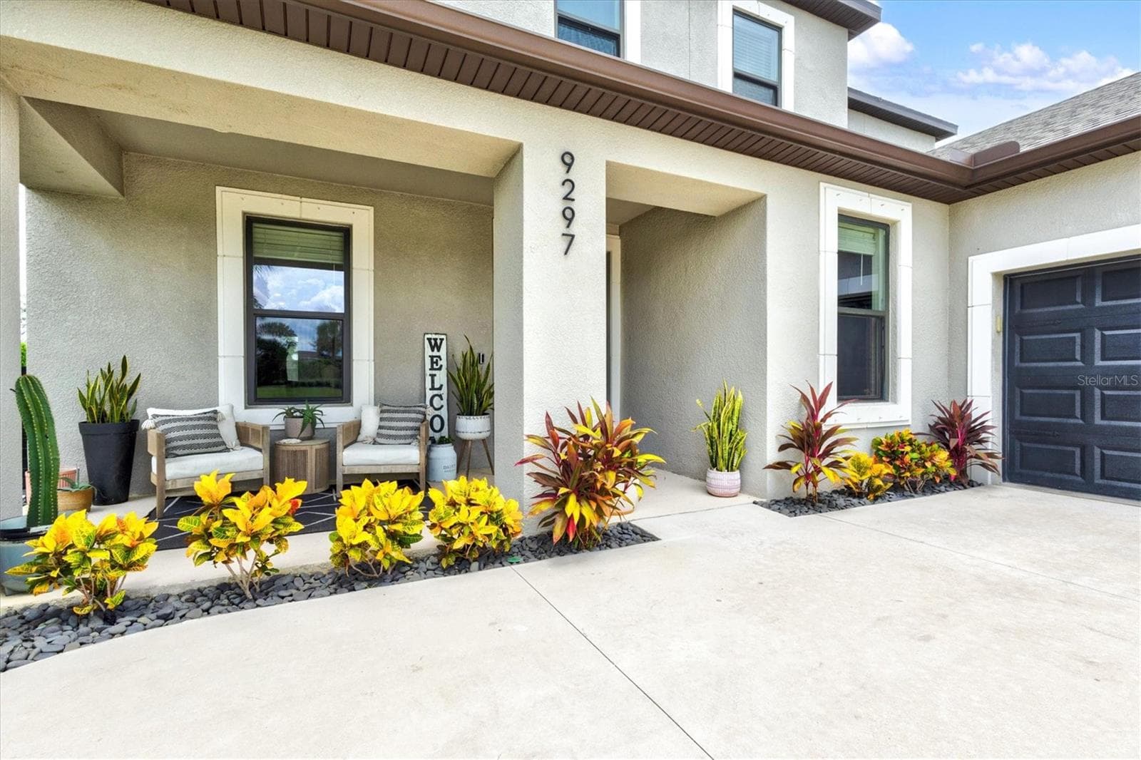 Single Family Residence at 9297 TEQUILA SUNRISE DR, SARASOTA, photo 6 of 100