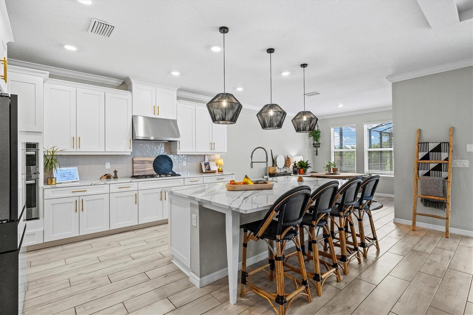 Single Family Residence at 9297 TEQUILA SUNRISE DR, SARASOTA, photo 18 of 100