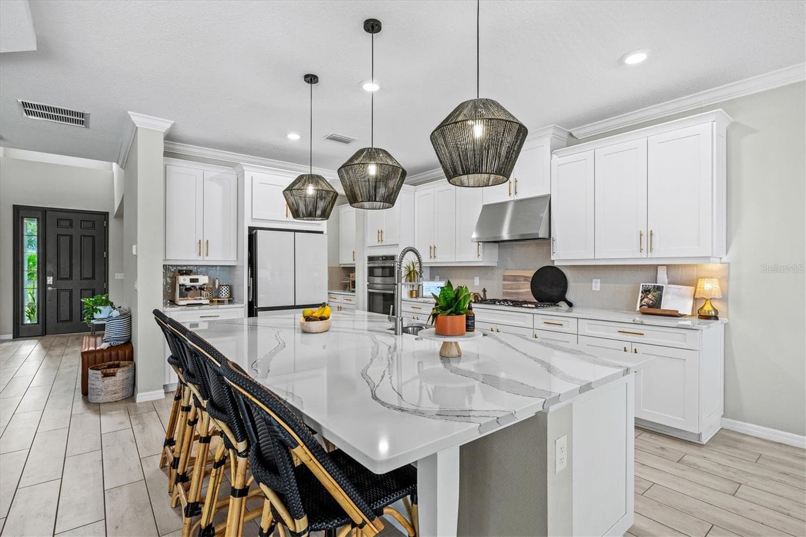 Single Family Residence at 9297 TEQUILA SUNRISE DR, SARASOTA, photo 19 of 100