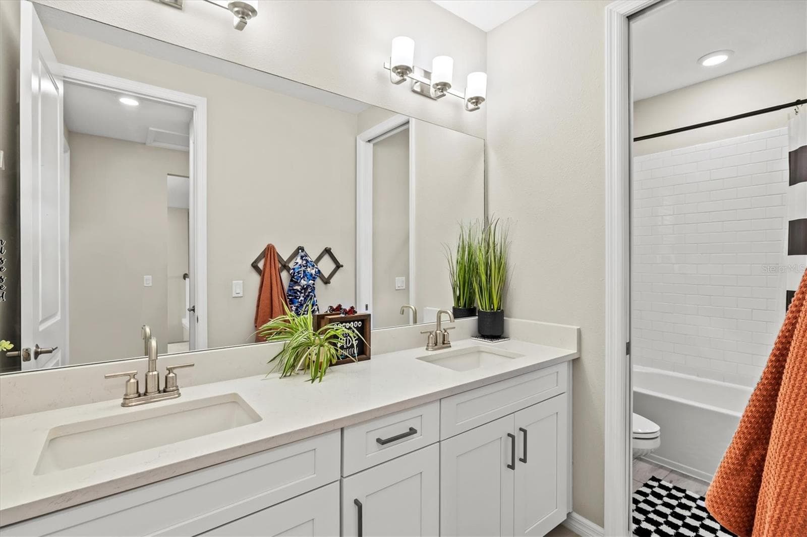 Single Family Residence at 9297 TEQUILA SUNRISE DR, SARASOTA, photo 41 of 100